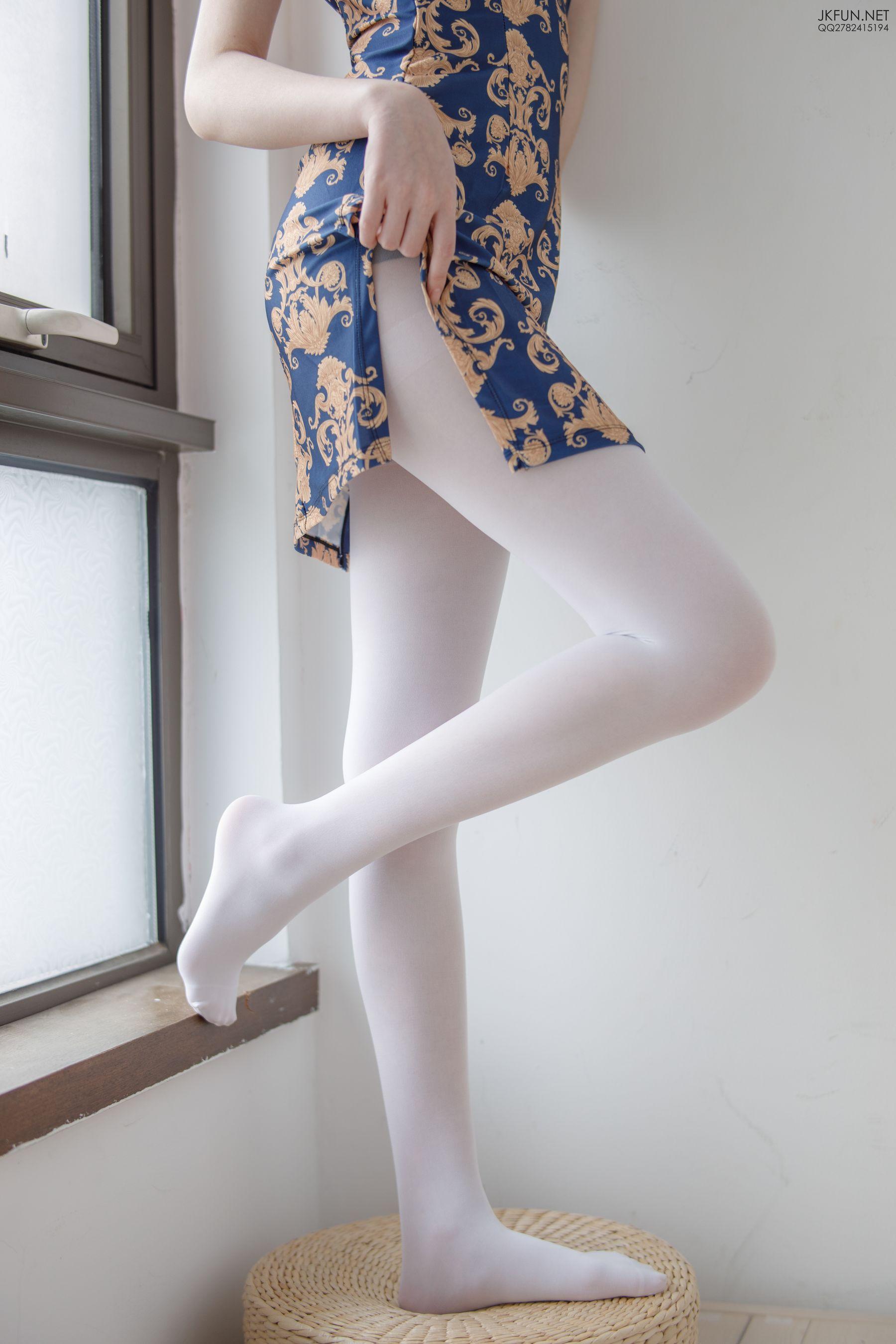 [森萝财团] JKFUN-008 Aika 60D白丝 踩酱肉包 [130P]插图