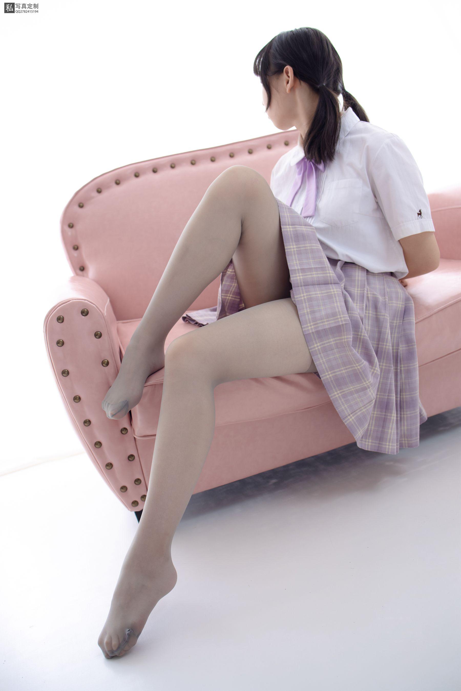 [森萝财团] JKFUN-021 新人匿名 15D灰丝JK学妹 [45P]插图6