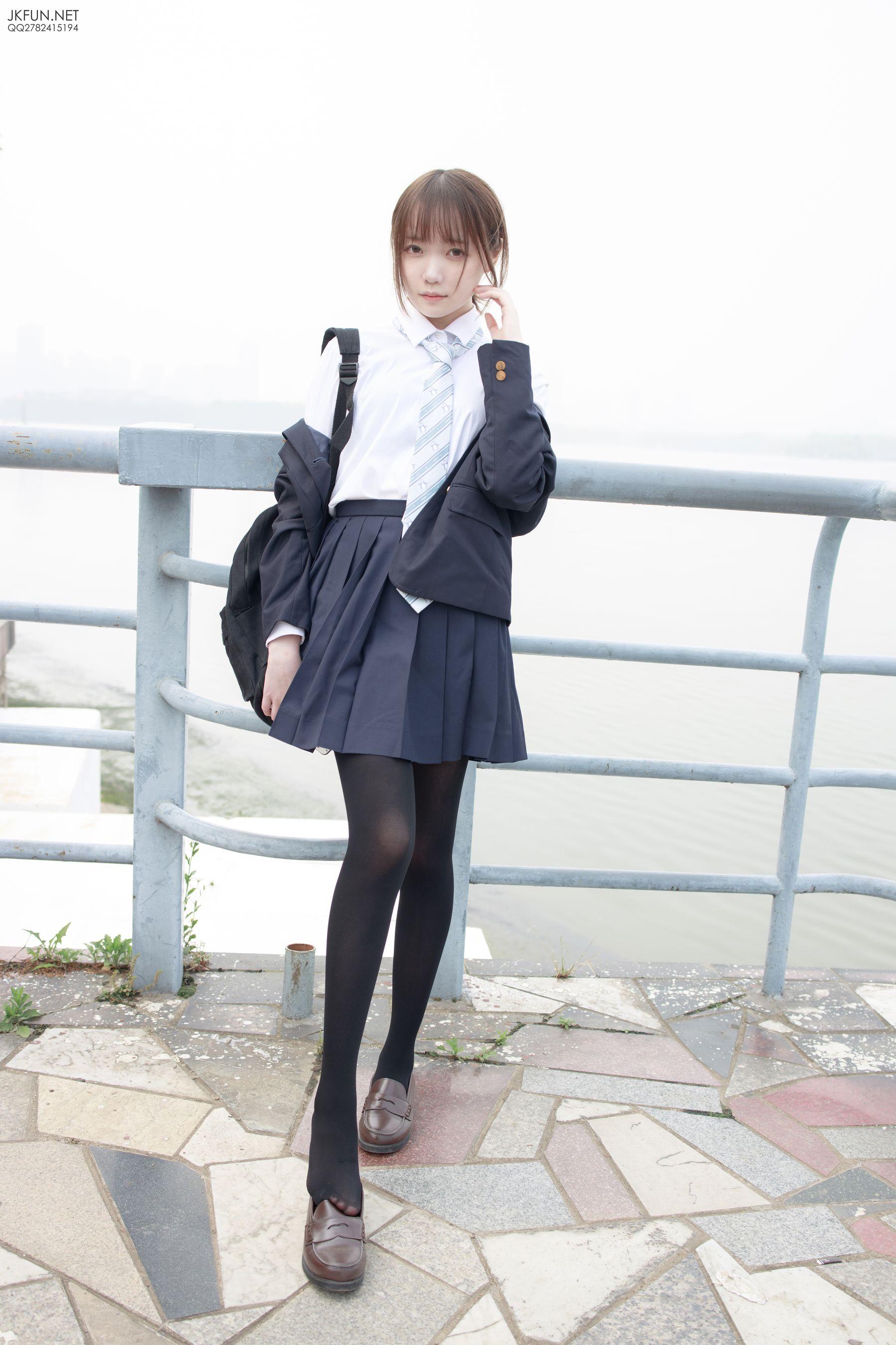[森萝财团] JKFUN-006 Aika 日系黑丝 [140P]插图