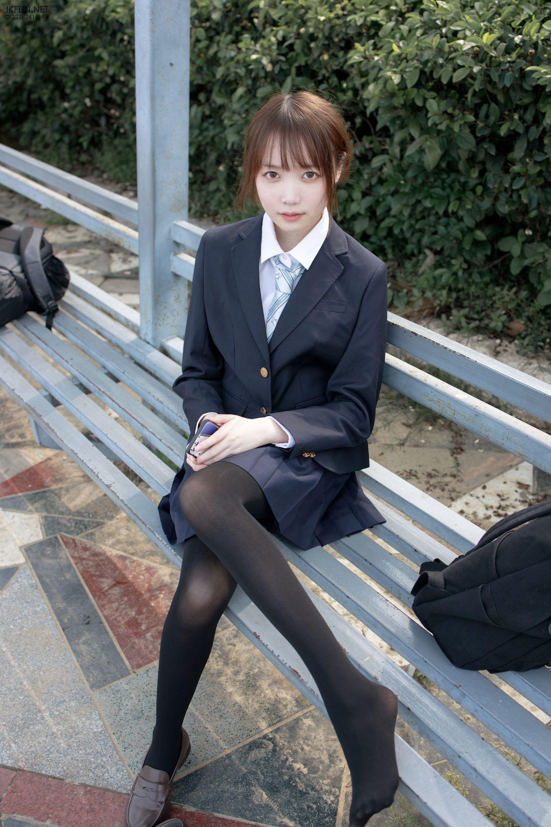 [森萝财团] JKFUN-006 Aika 日系黑丝 [140P]插图7