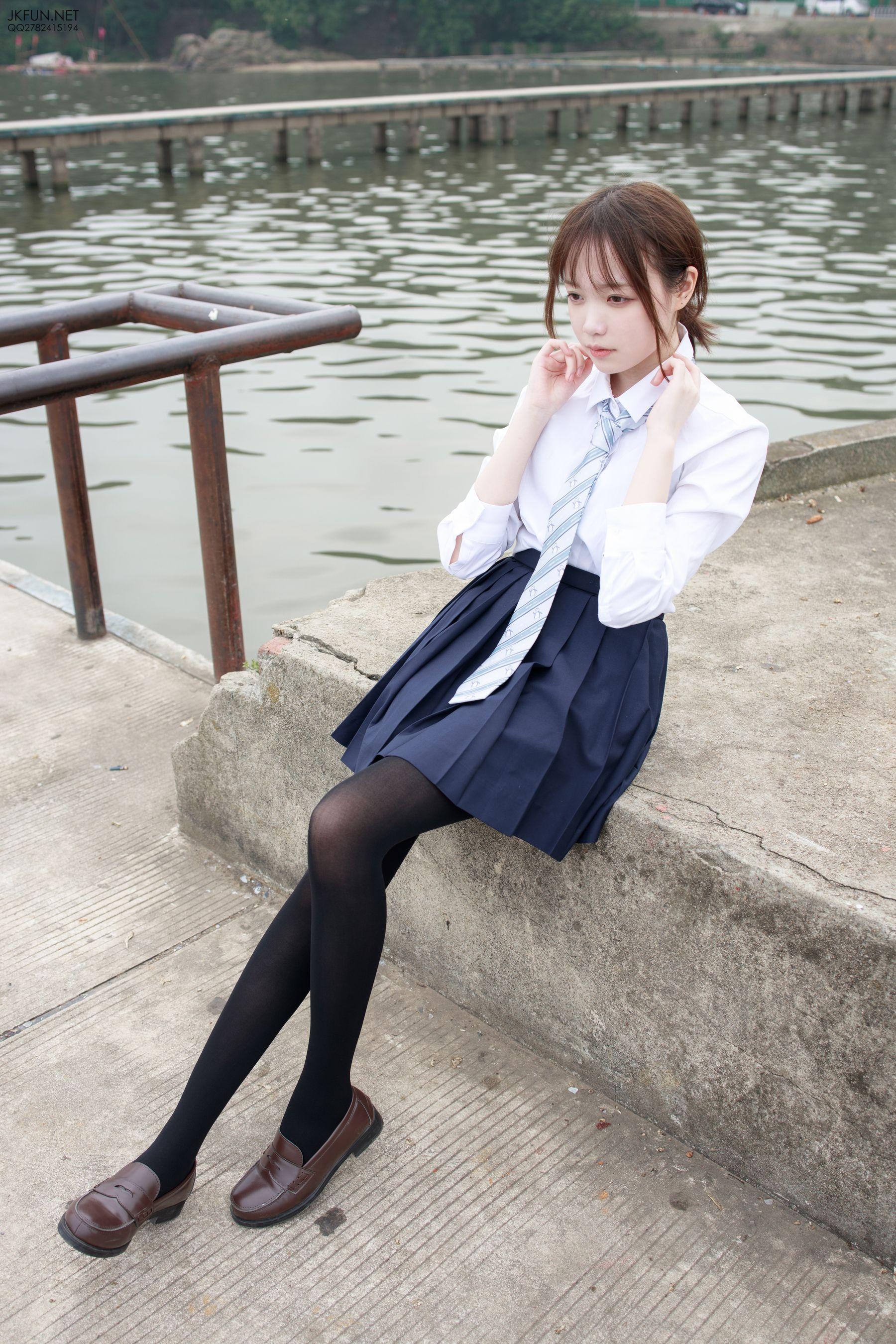 [森萝财团] JKFUN-006 Aika 日系黑丝 [140P]插图7