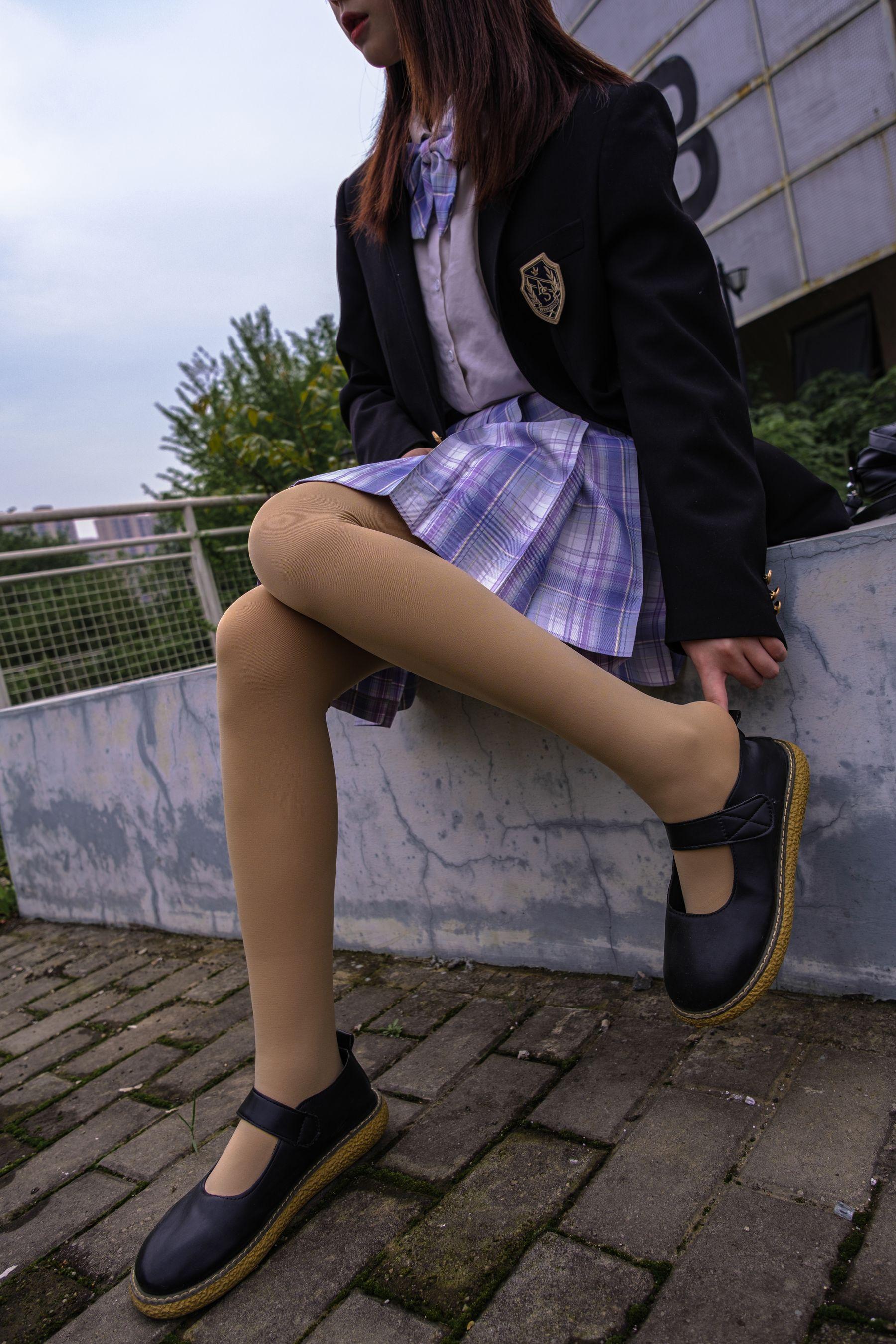 森萝财团 月下-001 小夜 肉丝 300D 真空 [76P]插图5