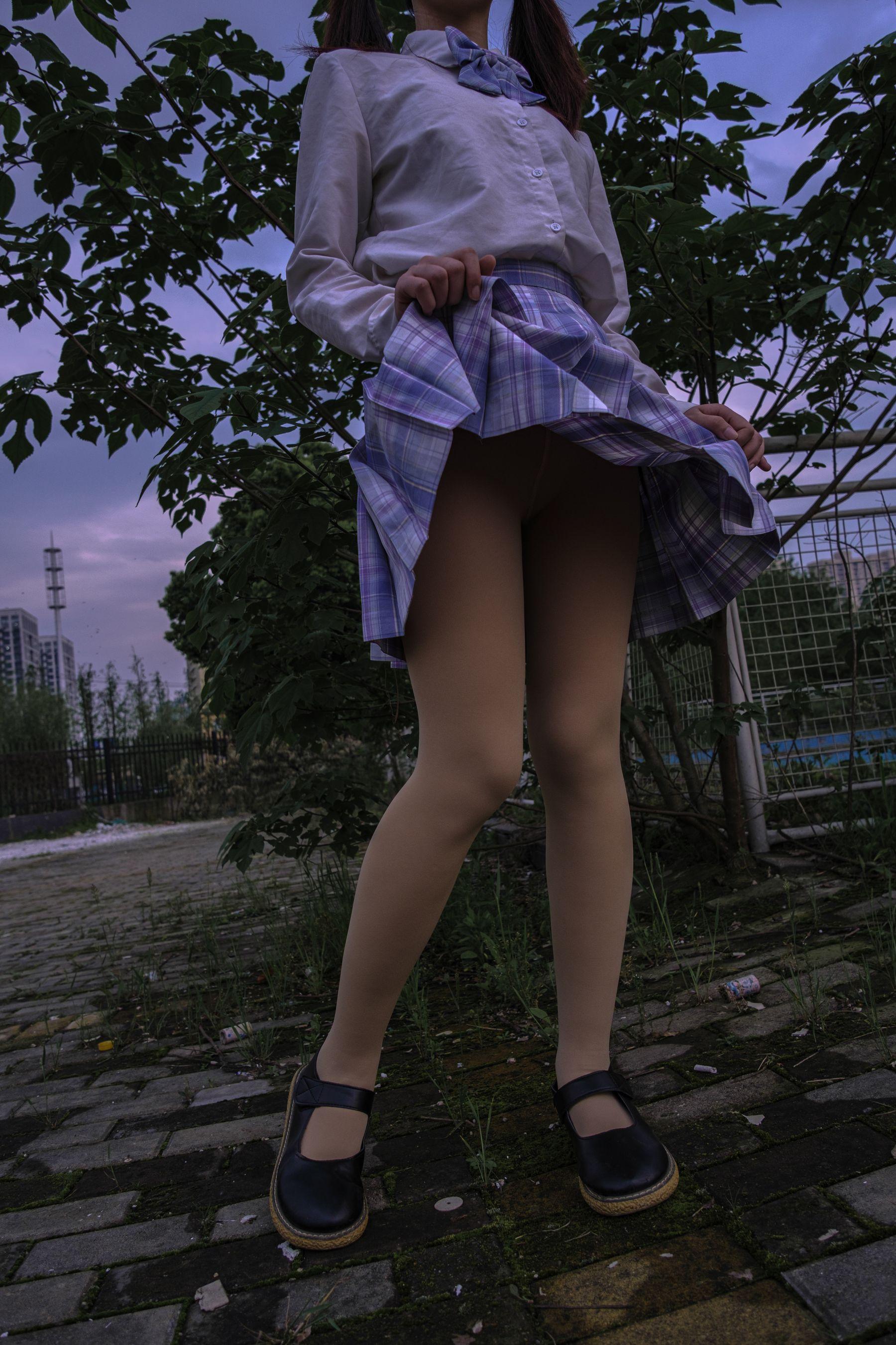森萝财团 月下-001 小夜 肉丝 300D 真空 [76P]插图7