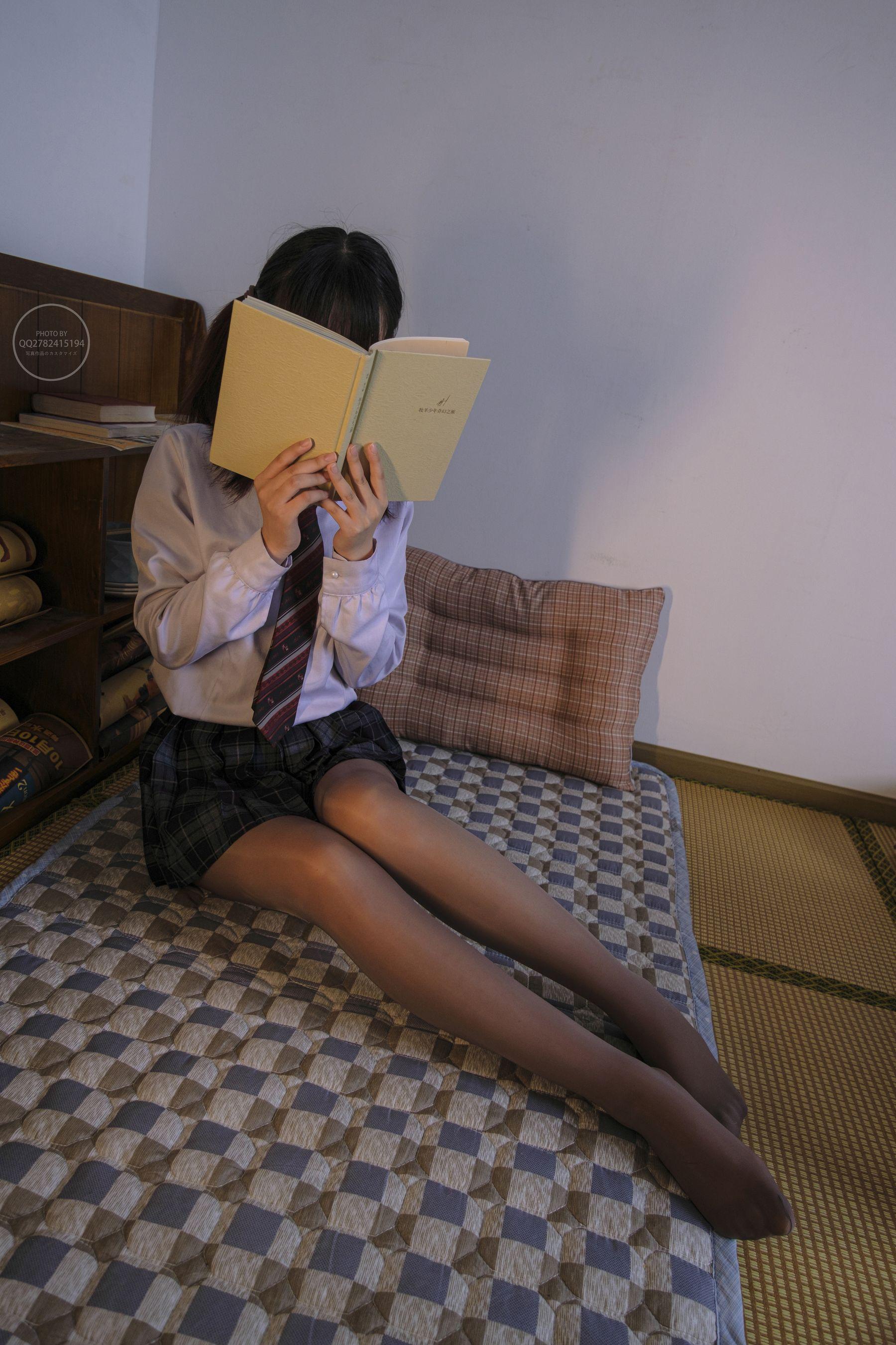 森萝财团写真 有料 NO.037 小夜 涞觅18D油亮灰丝 [112P]插图5