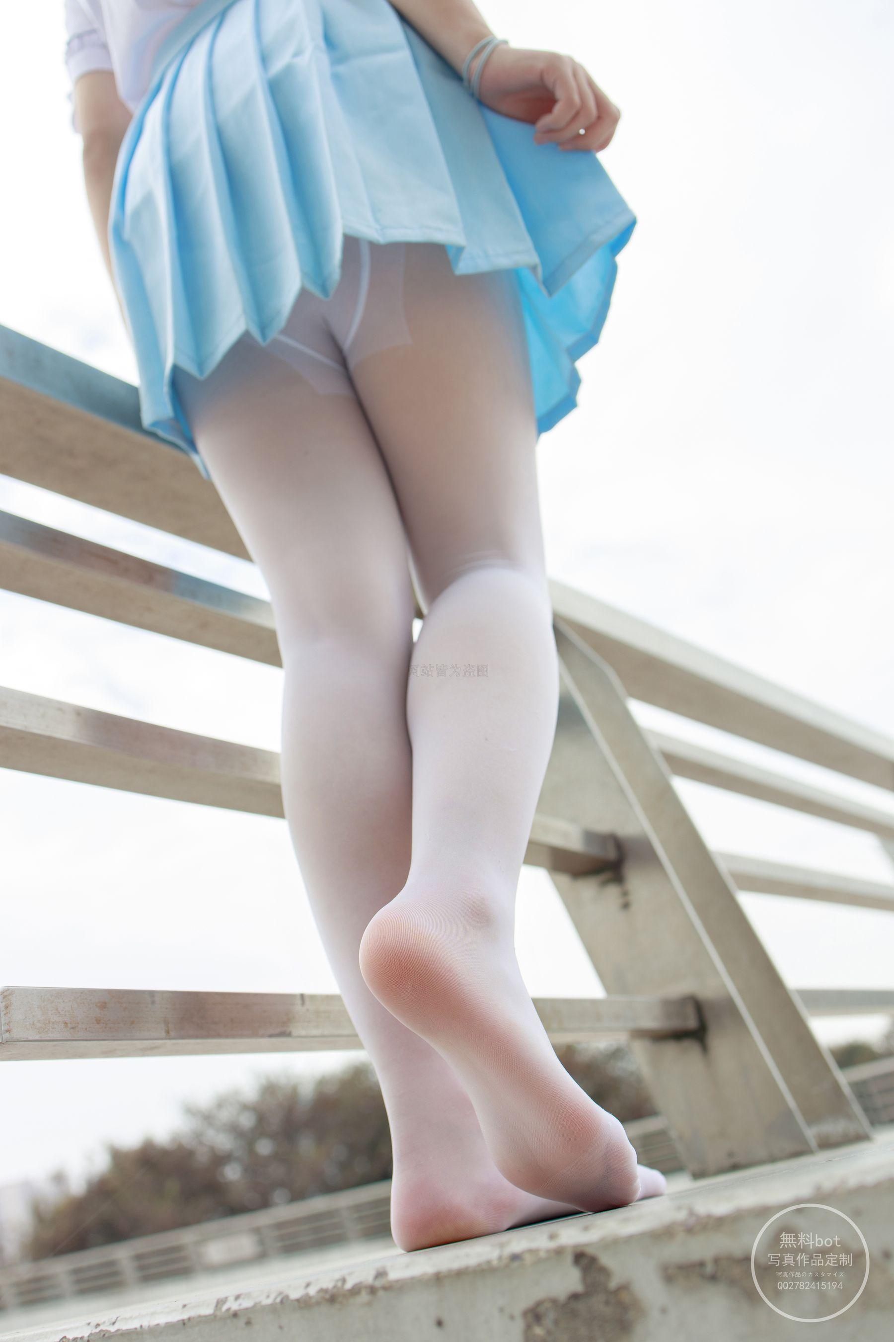 森萝财团写真 有料 NO.005 小茵 公园白丝 [68P]插图2