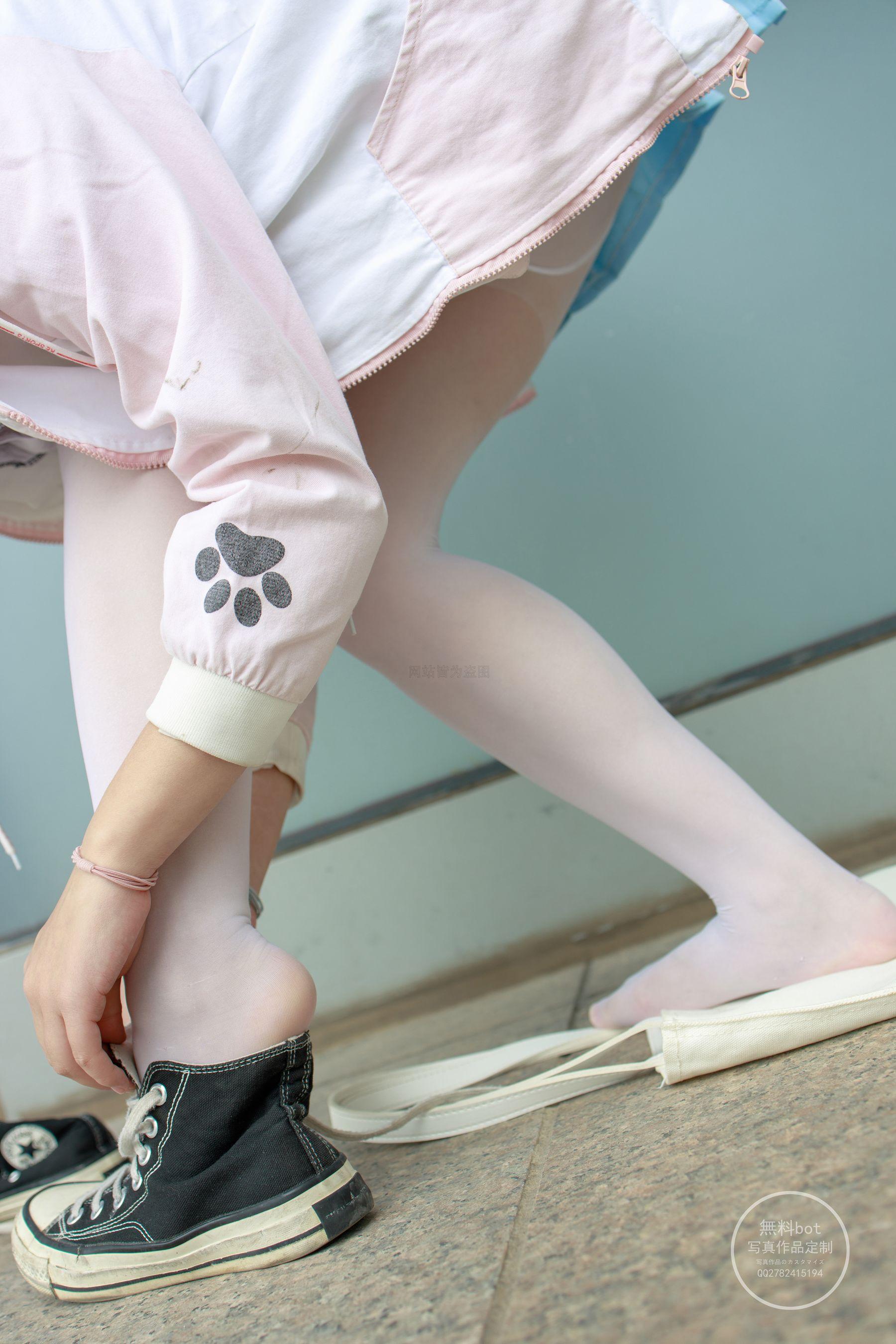 森萝财团写真 有料 NO.005 小茵 公园白丝 [68P]插图
