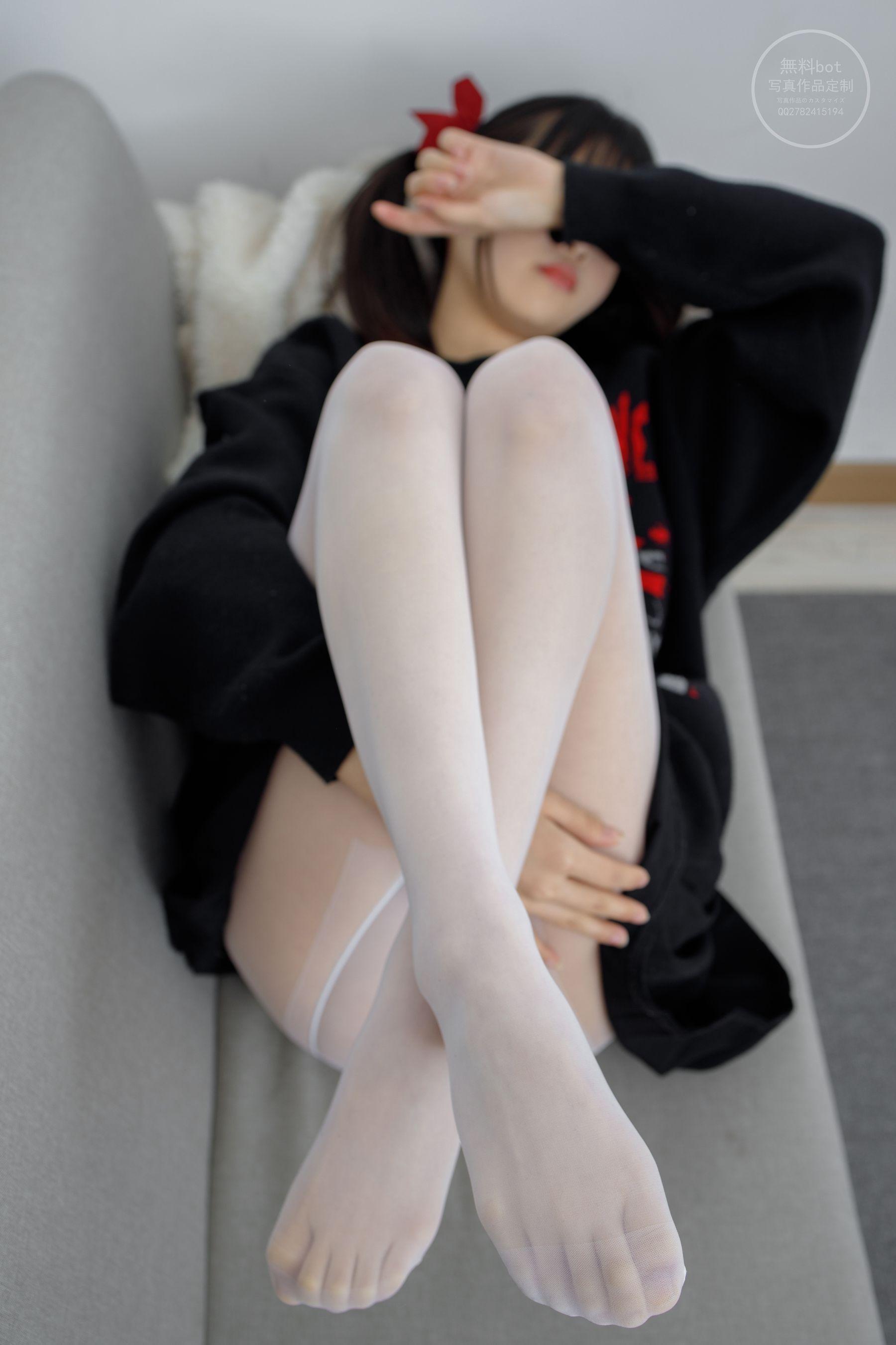 森萝财团写真 有料 NO.020 小奶糕Milky 双马尾美少女的白丝美腿 [86P]插图3