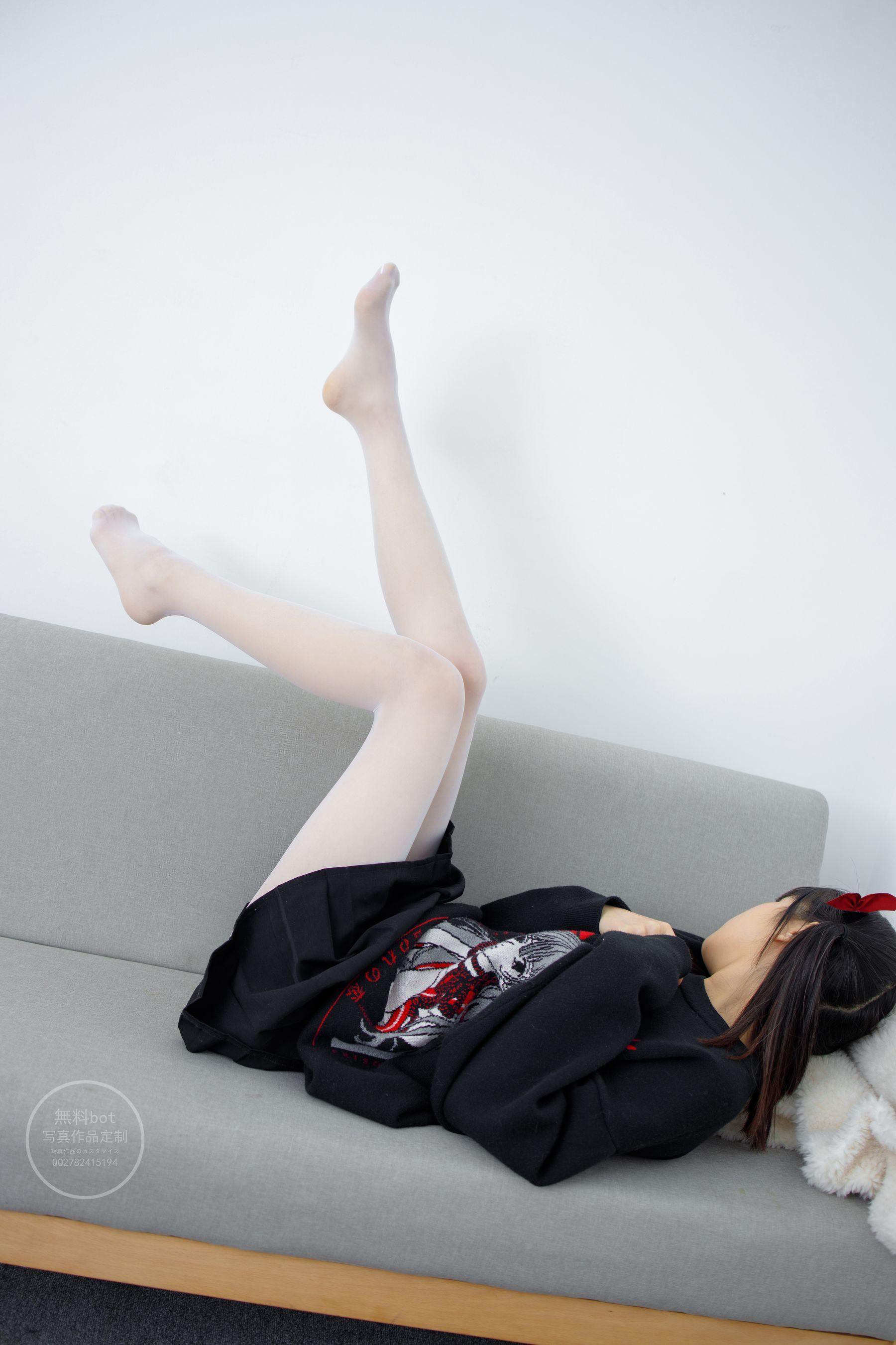 森萝财团写真 有料 NO.020 小奶糕Milky 双马尾美少女的白丝美腿 [86P]插图9