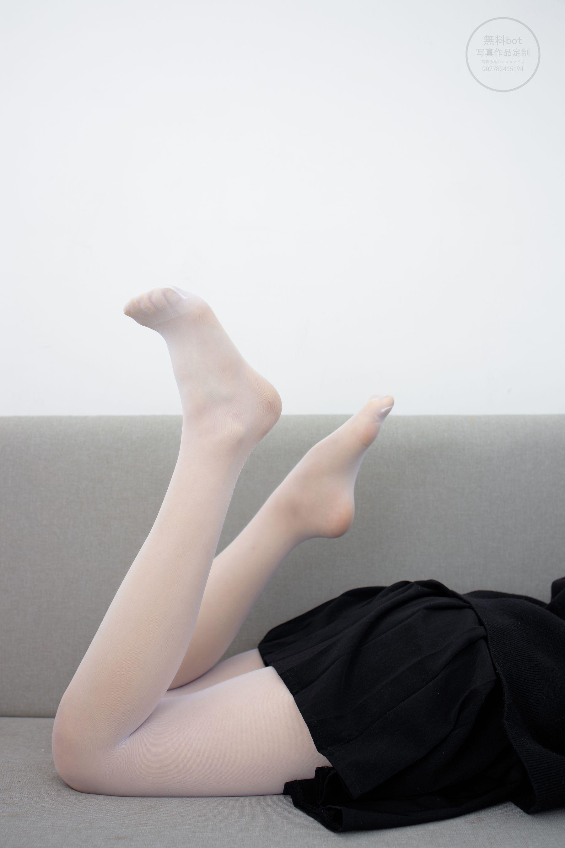 森萝财团写真 有料 NO.020 小奶糕Milky 双马尾美少女的白丝美腿 [86P]插图5