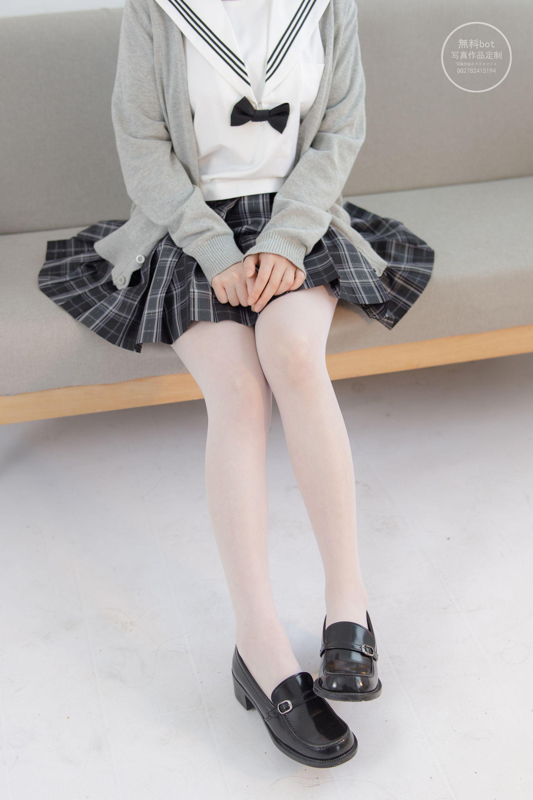 森萝财团写真 有料 NO.028 匿名 美少女的白丝JK制服 [101P]插图5