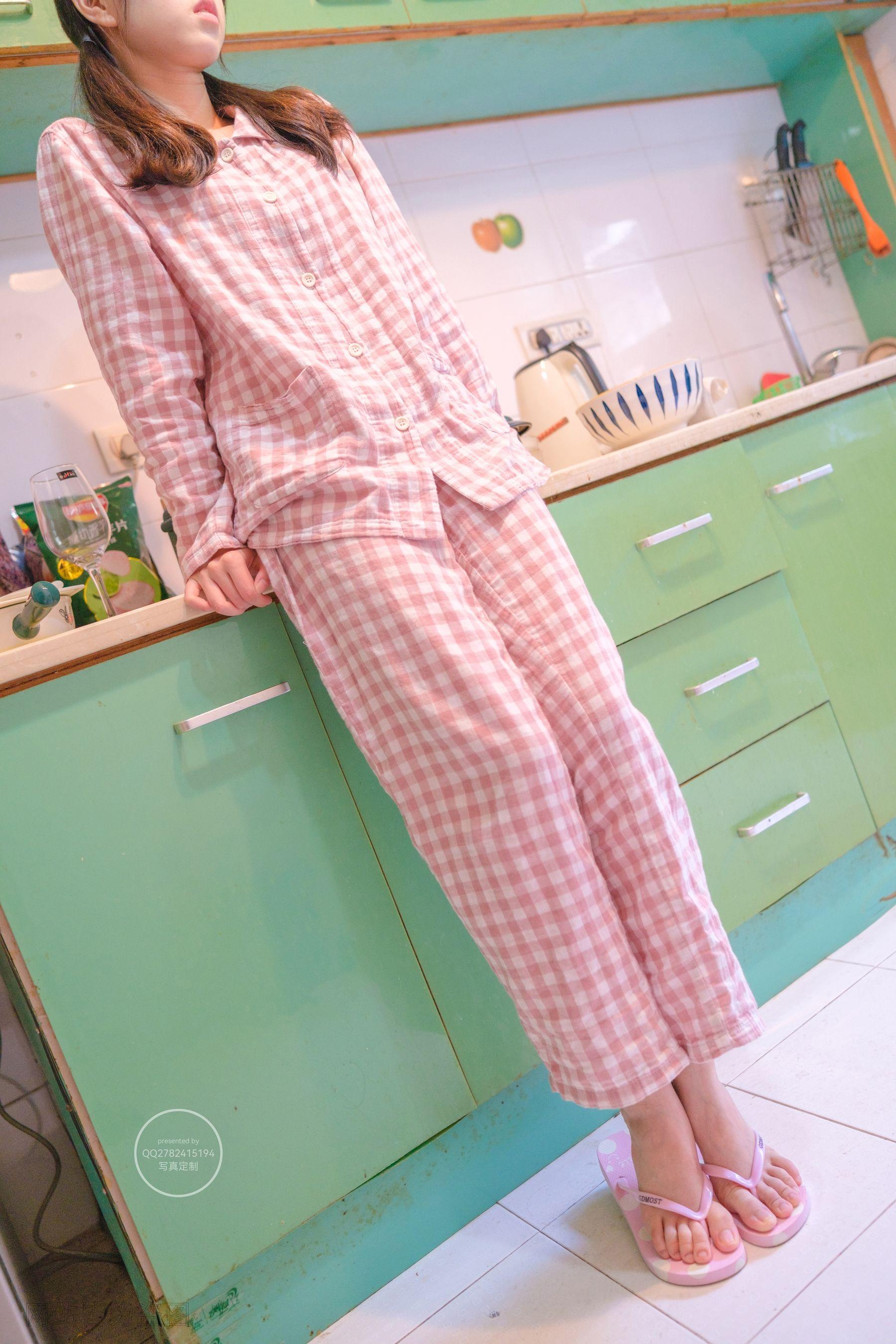 森萝财团写真 有料 NO.049[81P]插图3