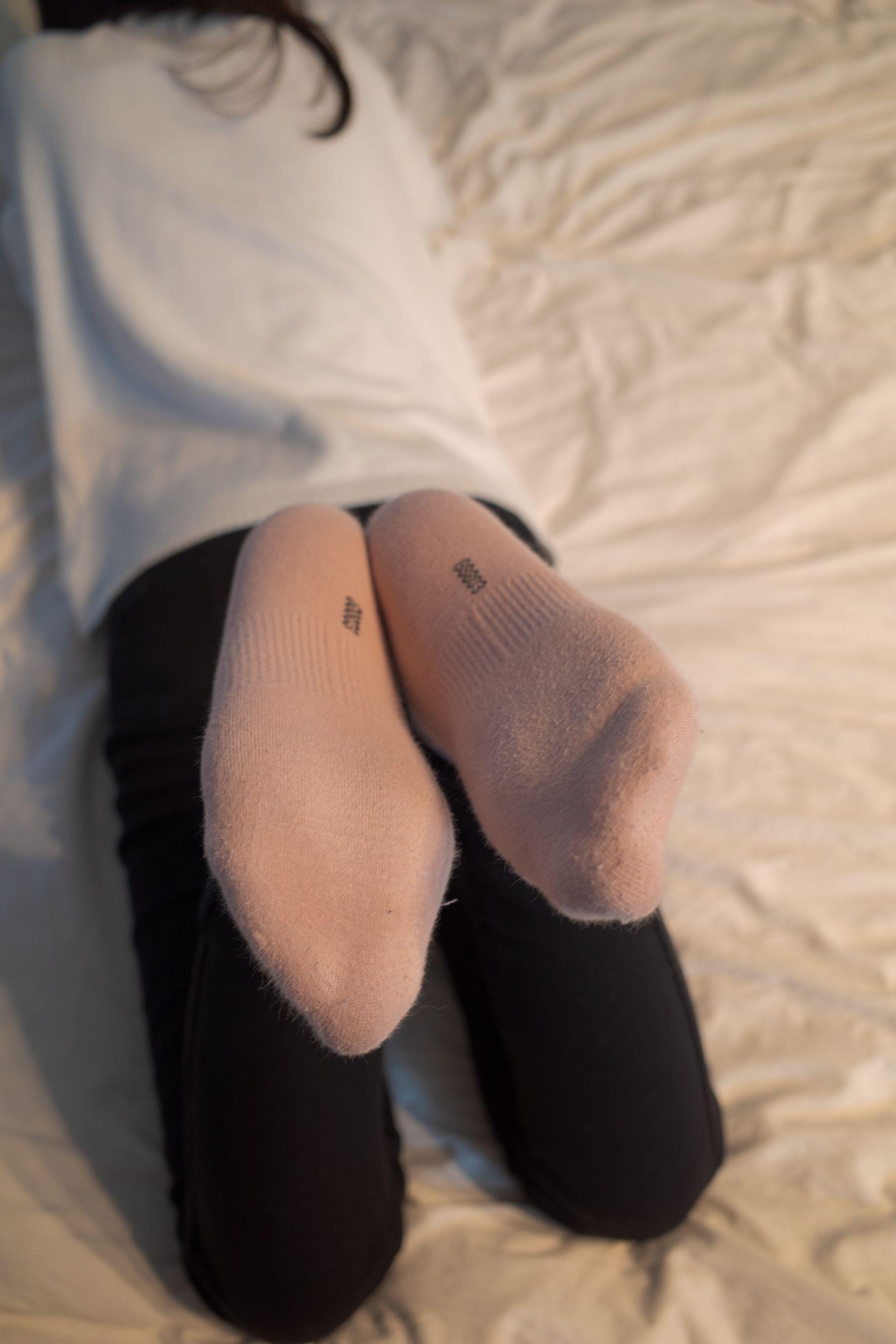 森萝财团 番外-002 小香 灰丝80D [92P]插图5