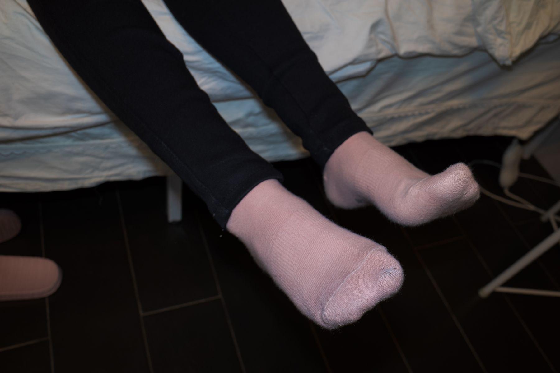森萝财团 番外-002 小香 灰丝80D [92P]插图4