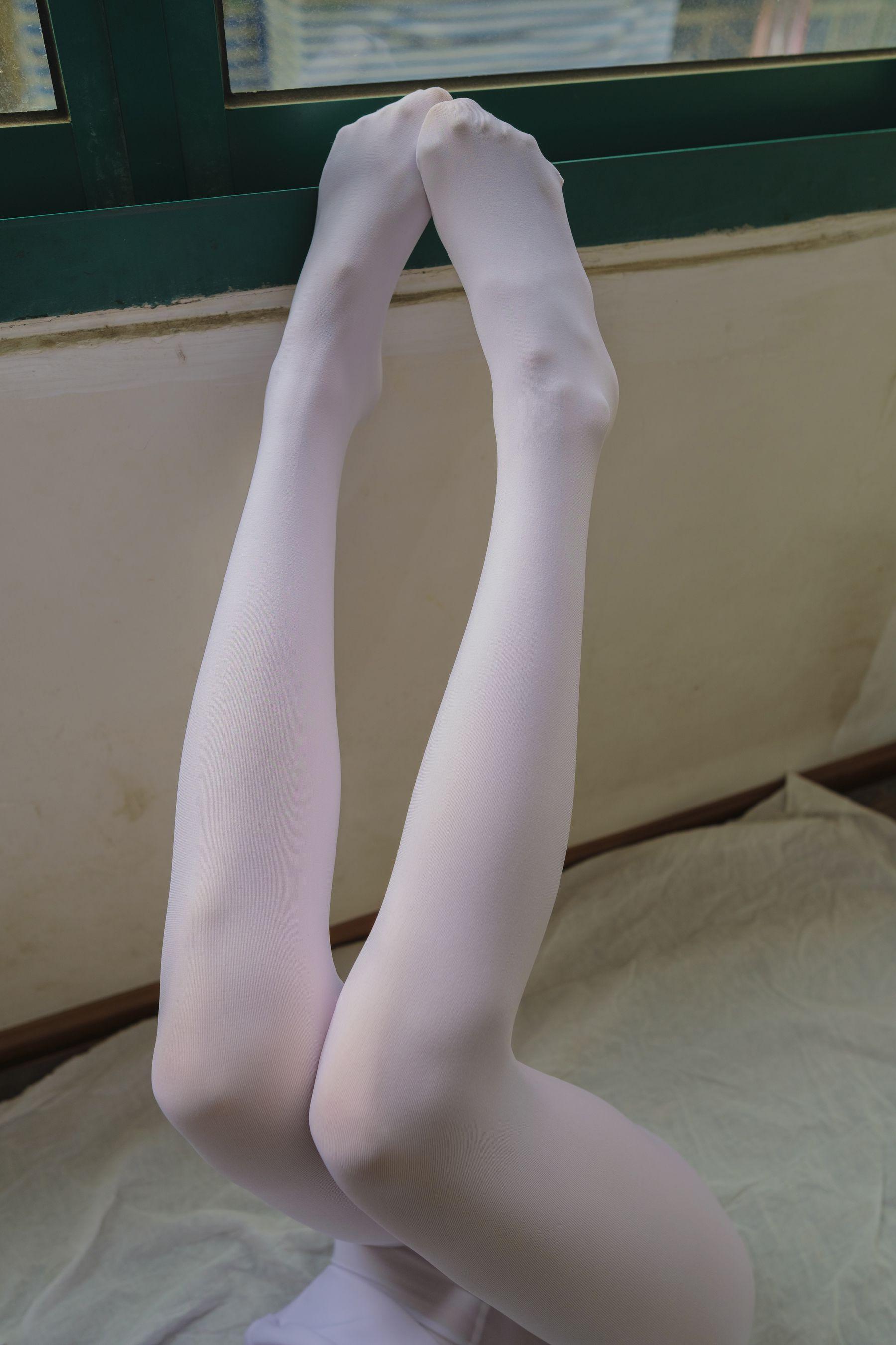 森萝财团写真 内部会员版 雏菊001 小七[156P]插图