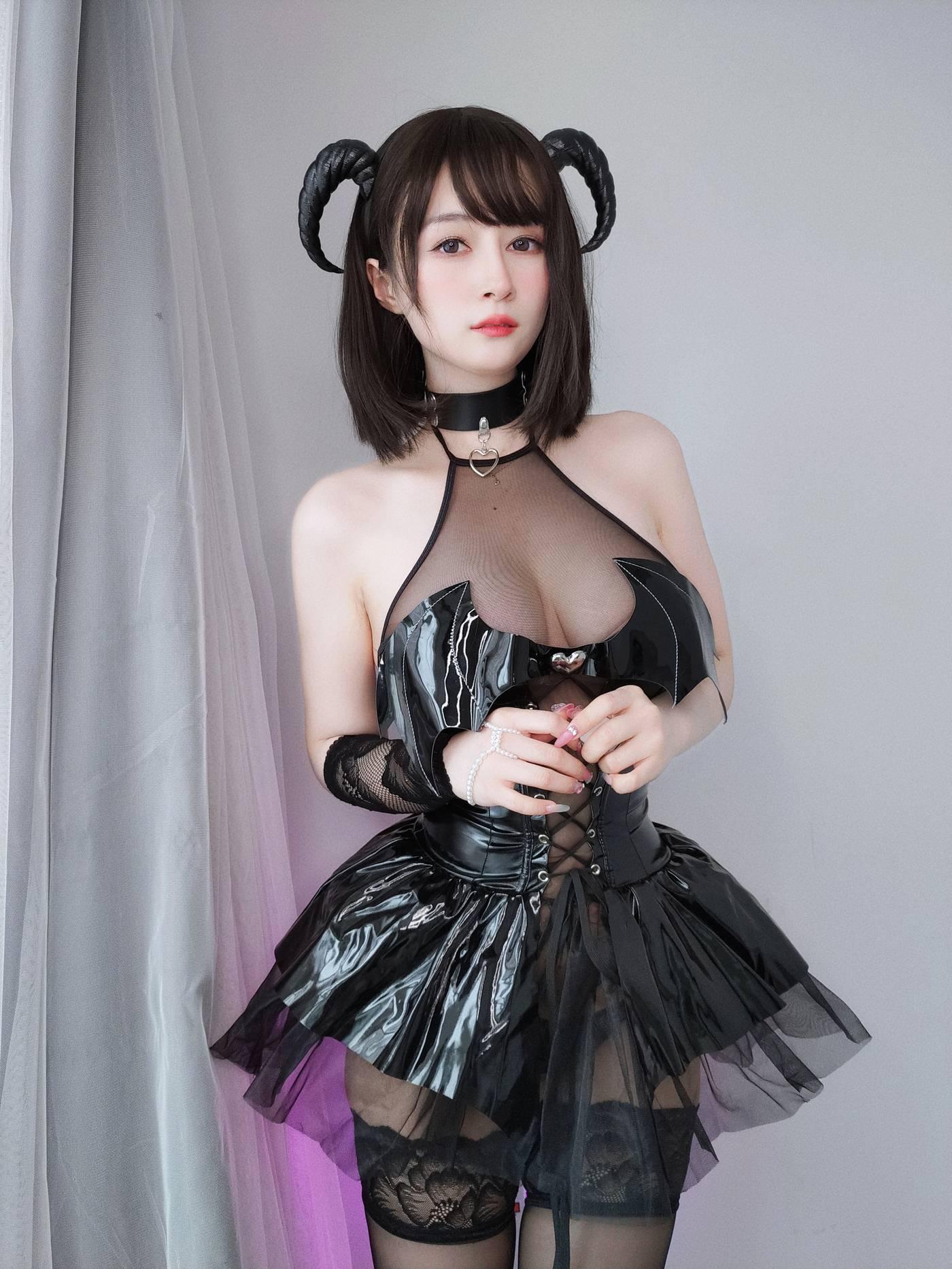 白银81 – NO.86 2022年12月会员部分合集 (31期) -20221226【白银81】セクシーな女性同僚2[15p-46M][15P]插图1