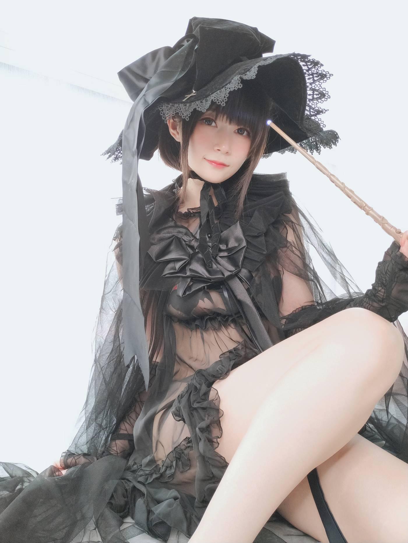 白银81 – 自撮り Vol.44 见习魔女 [126P]插图