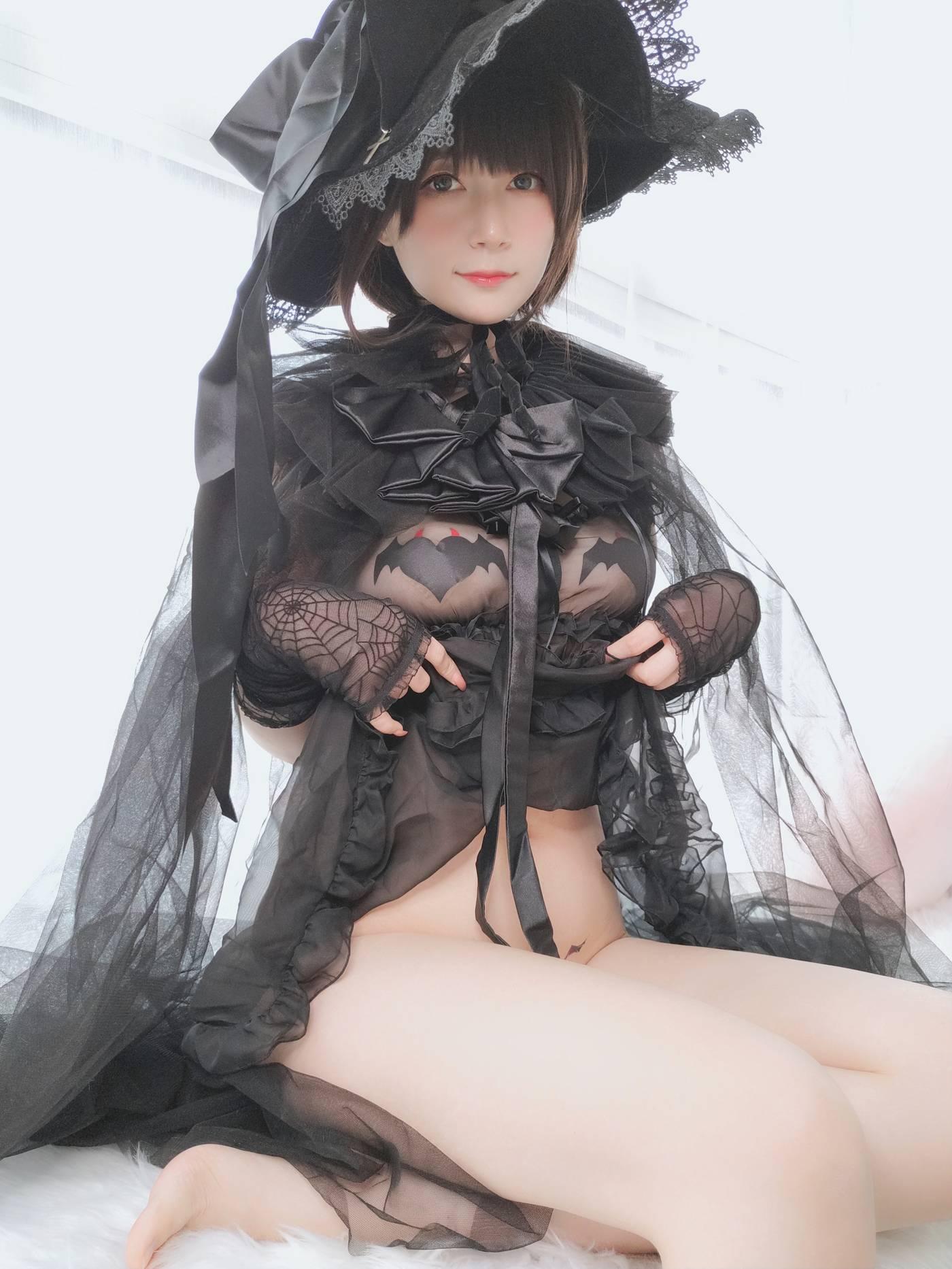 白银81 – 自撮り Vol.44 见习魔女 [126P]插图5