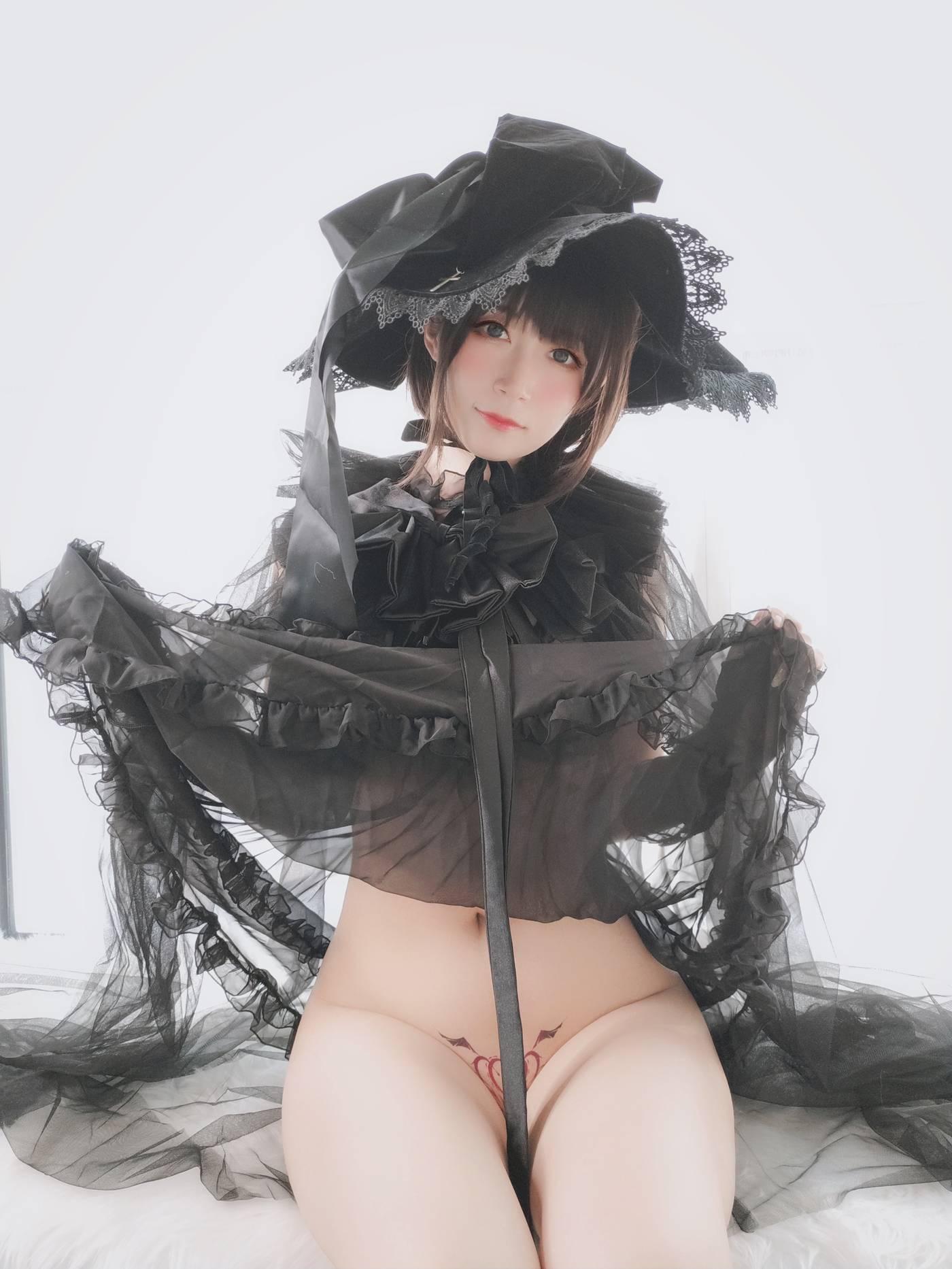 白银81 – 自撮り Vol.44 见习魔女 [126P]插图9
