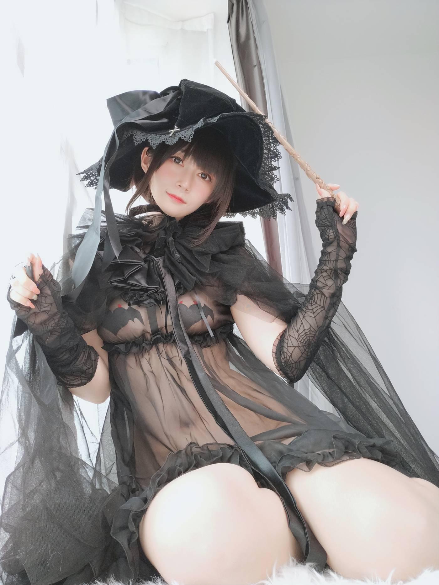 白银81 – 自撮り Vol.44 见习魔女 [126P]插图5