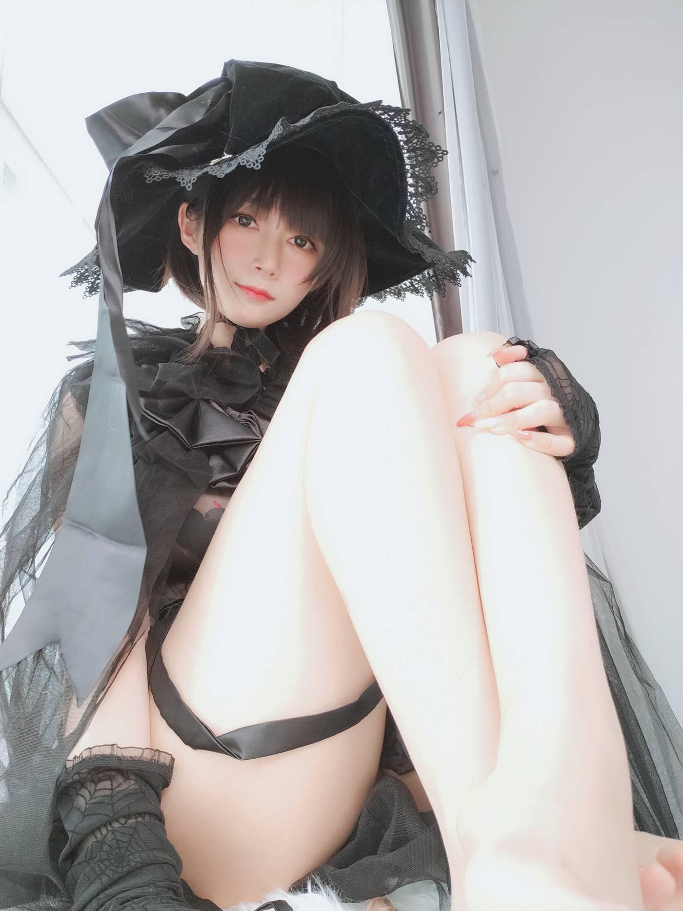 白银81 – 自撮り Vol.44 见习魔女 [126P]插图7