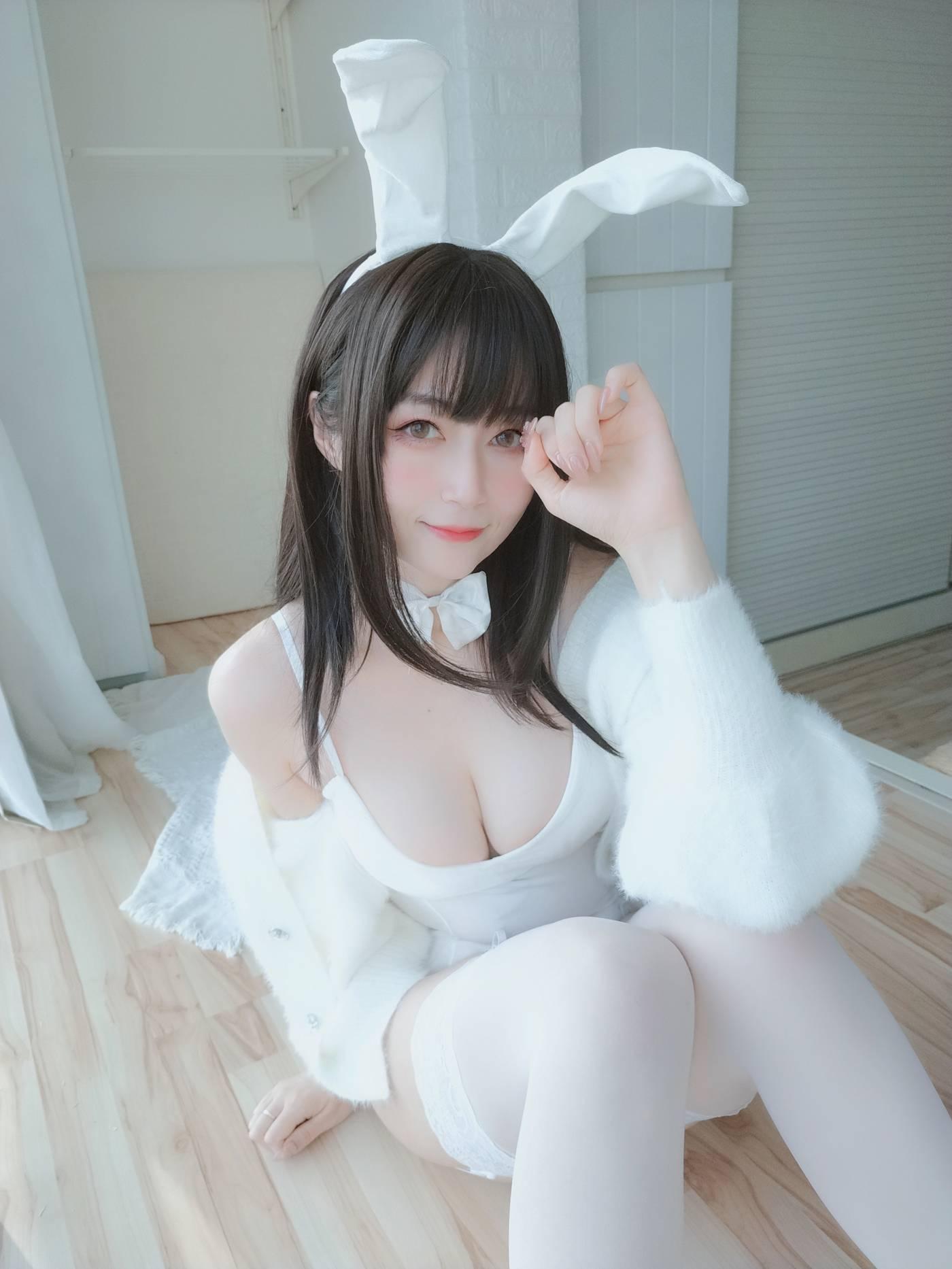 白银81 – 自撮り Vol.52 白丝兔子 [109P]插图3