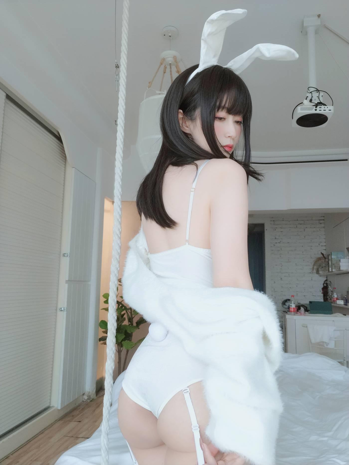 白银81 – 自撮り Vol.52 白丝兔子 [109P]插图3