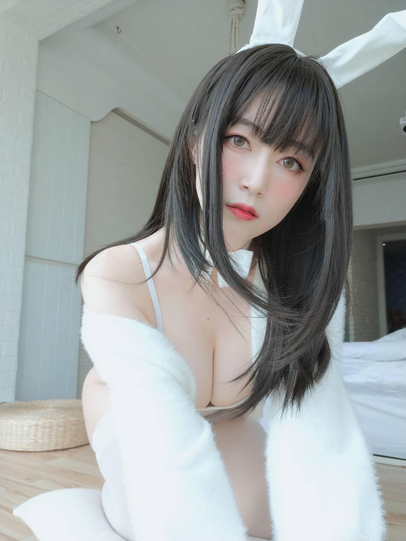白银81 – 自撮り Vol.52 白丝兔子 [109P]插图4