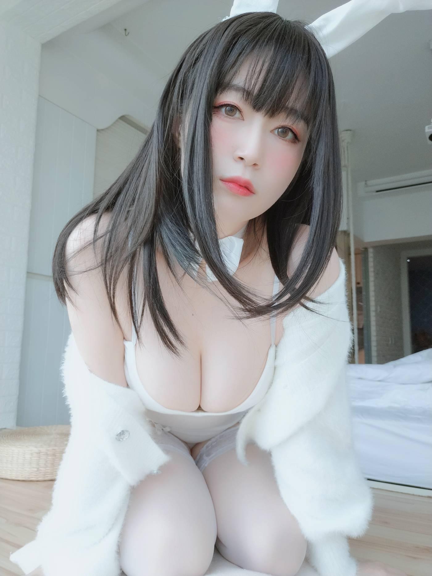 白银81 – 自撮り Vol.52 白丝兔子 [109P]插图5