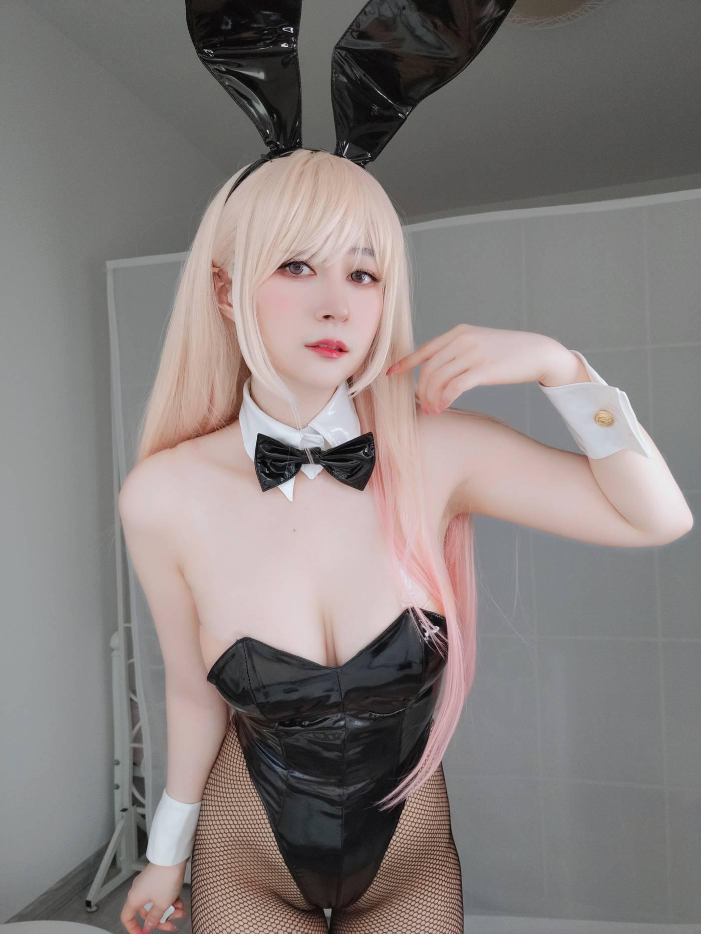 白银81 – NO.82 2022年09月会员合集 (24期) -023： バニーガールのお尻[14p-44M][14P]插图1