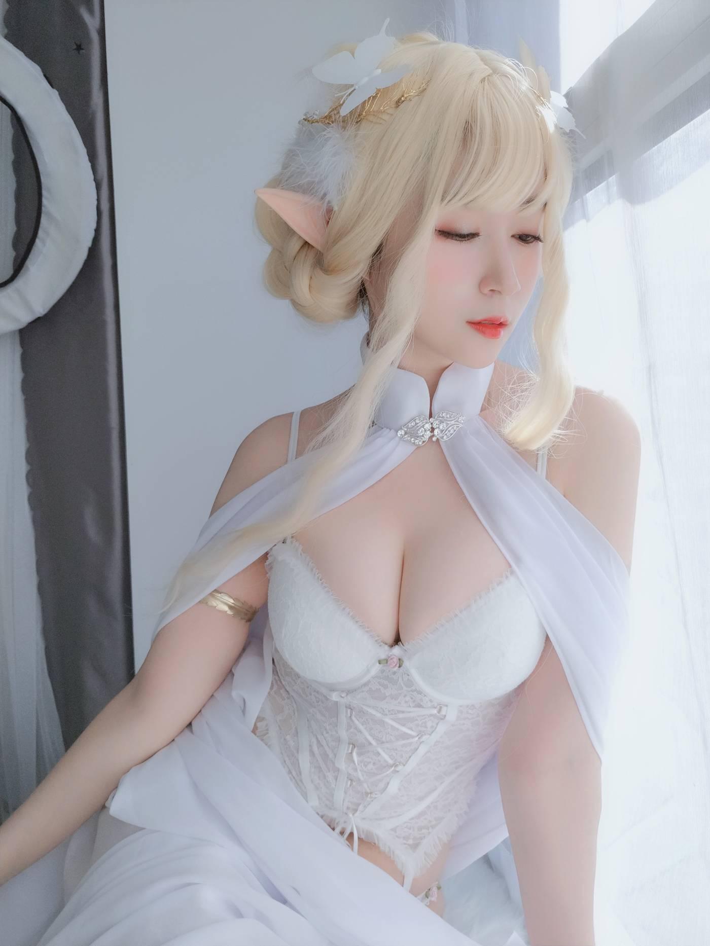 白银81 – 自撮り Vol.45 小白羊 [141P]插图