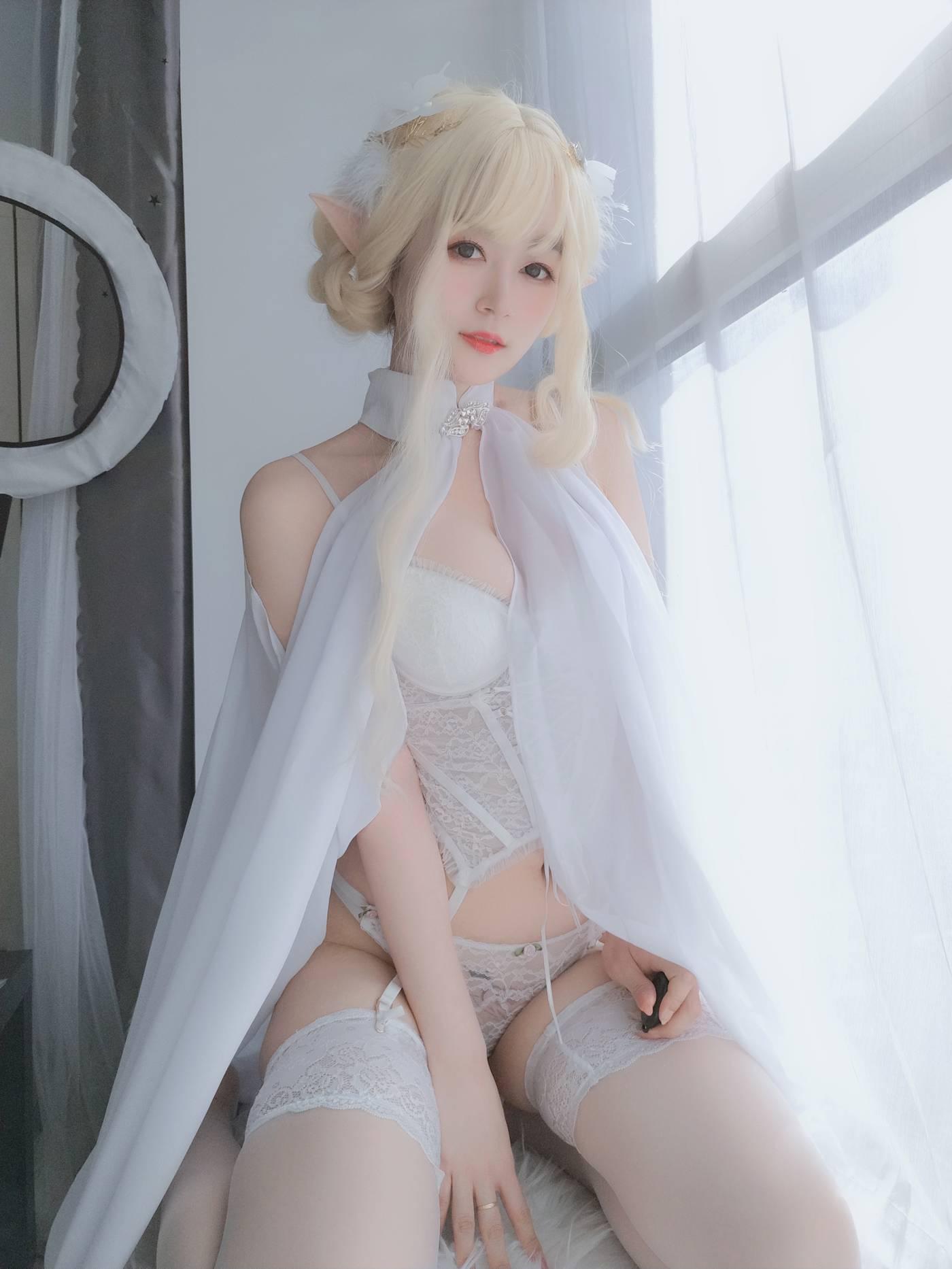 白银81 – 自撮り Vol.45 小白羊 [141P]插图2