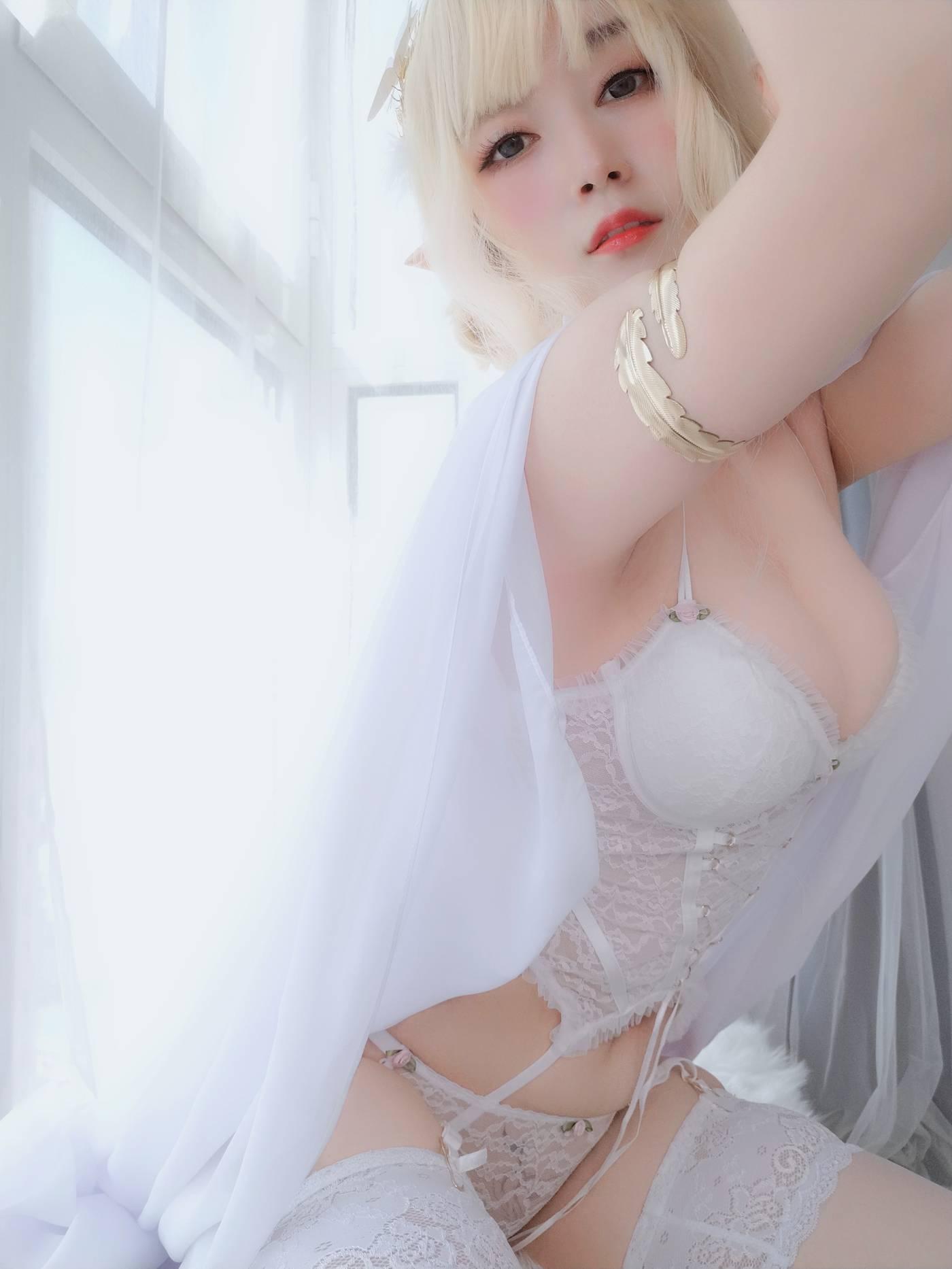 白银81 – 自撮り Vol.45 小白羊 [141P]插图4