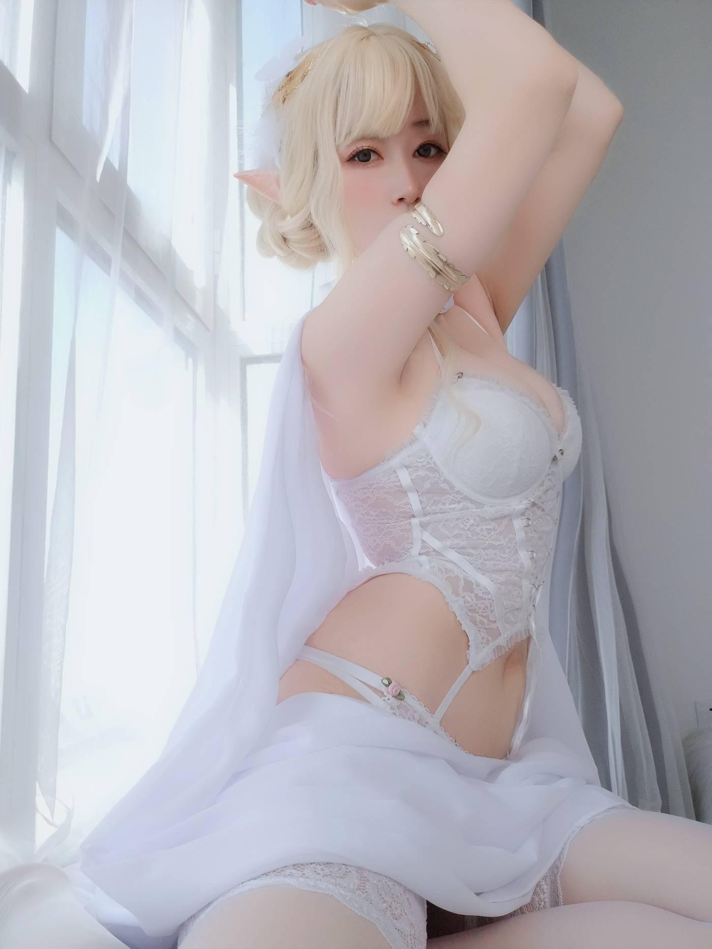 白银81 – 自撮り Vol.45 小白羊 [141P]插图2
