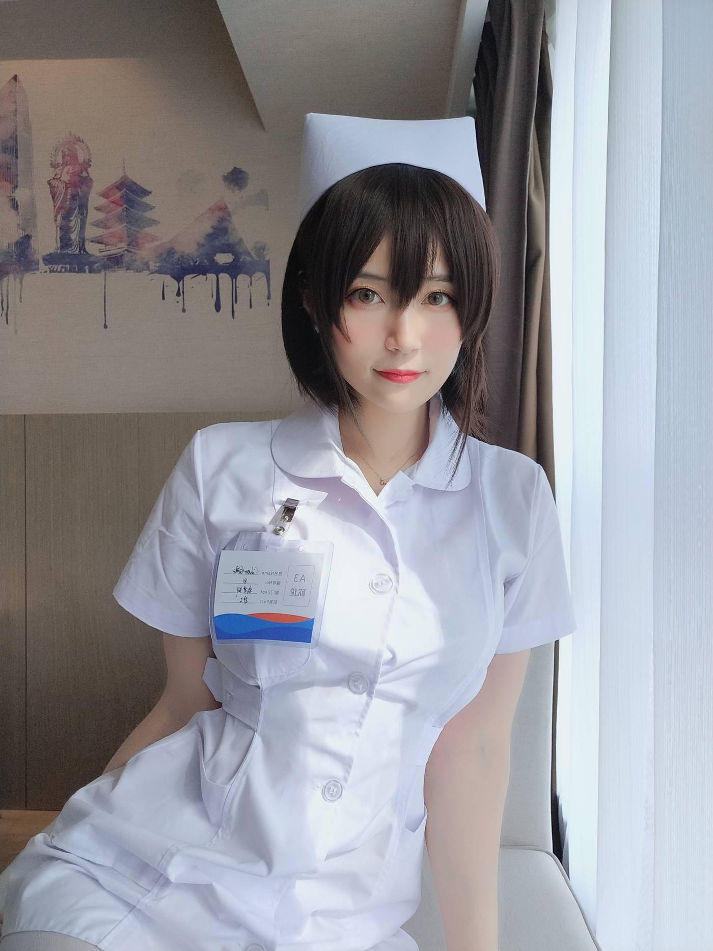白银81 – NO.13 短发小护士[37P]插图4