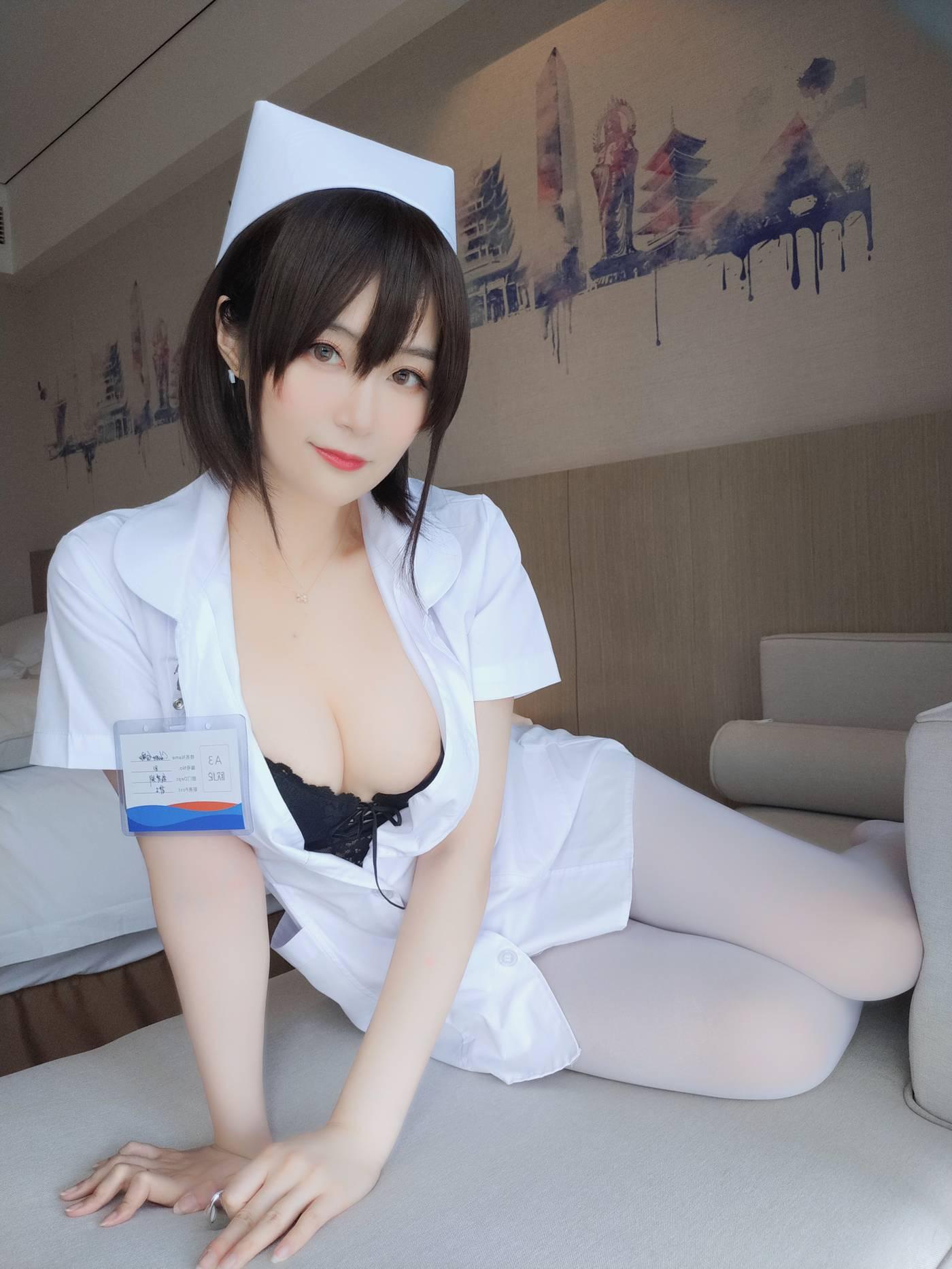 白银81 – NO.13 短发小护士[37P]插图6