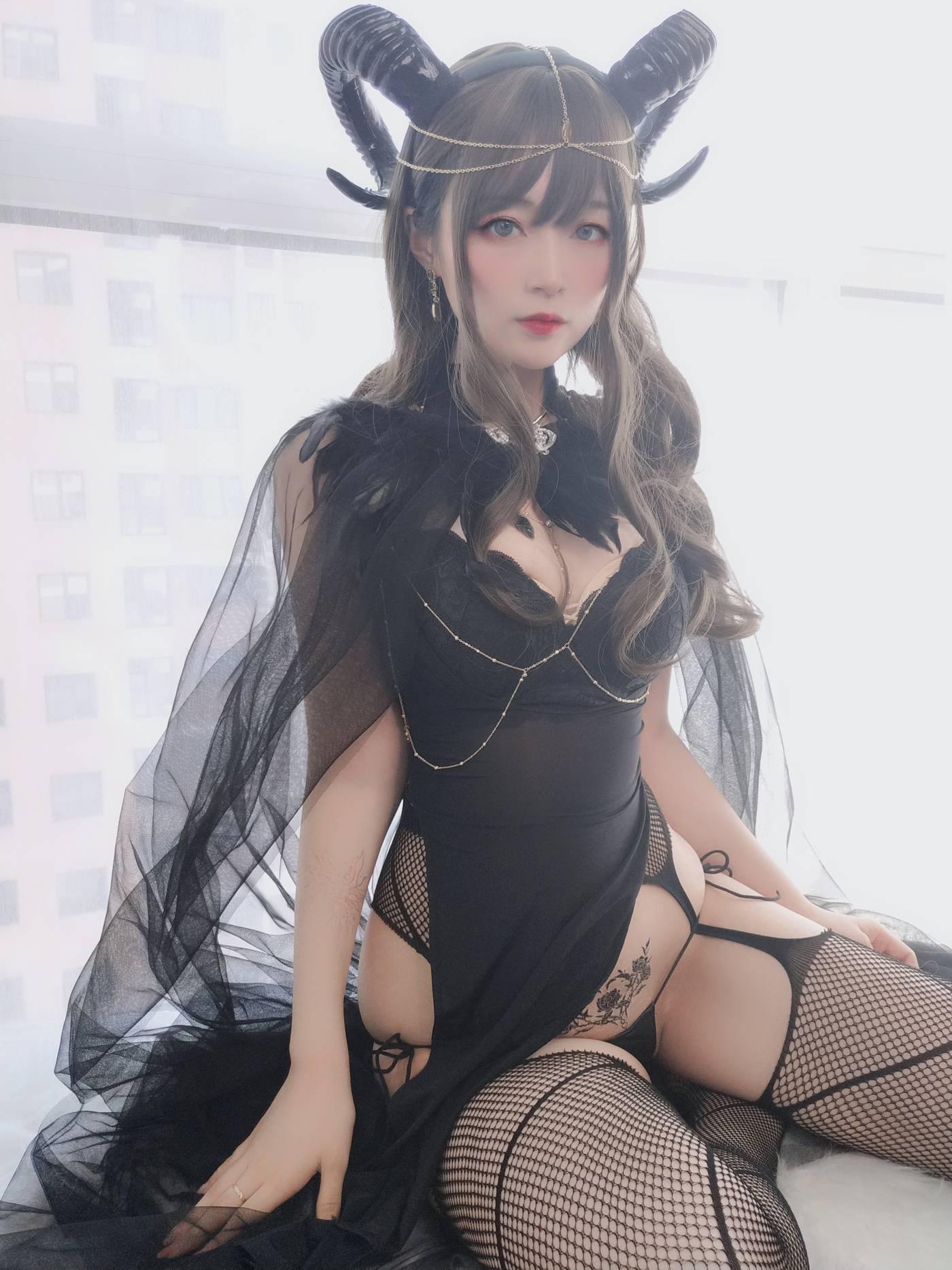 白银81 – NO.24 黑山魅魔[50P]插图3