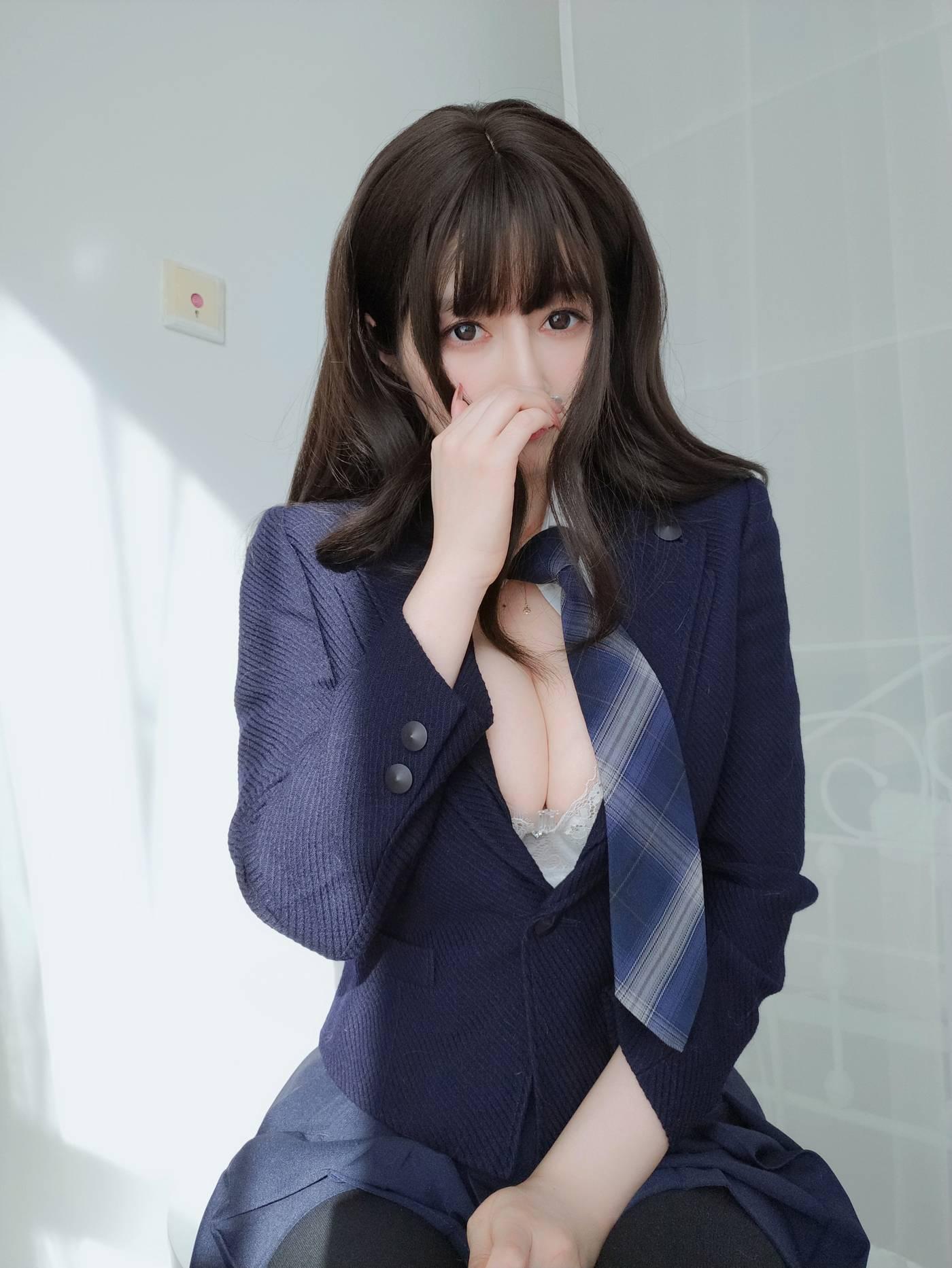白银81 – NO.81 2022年03月会员合集 (全19期) -2022-03-29 衬衫上的第二个扣子不见了 2[15P]插图6