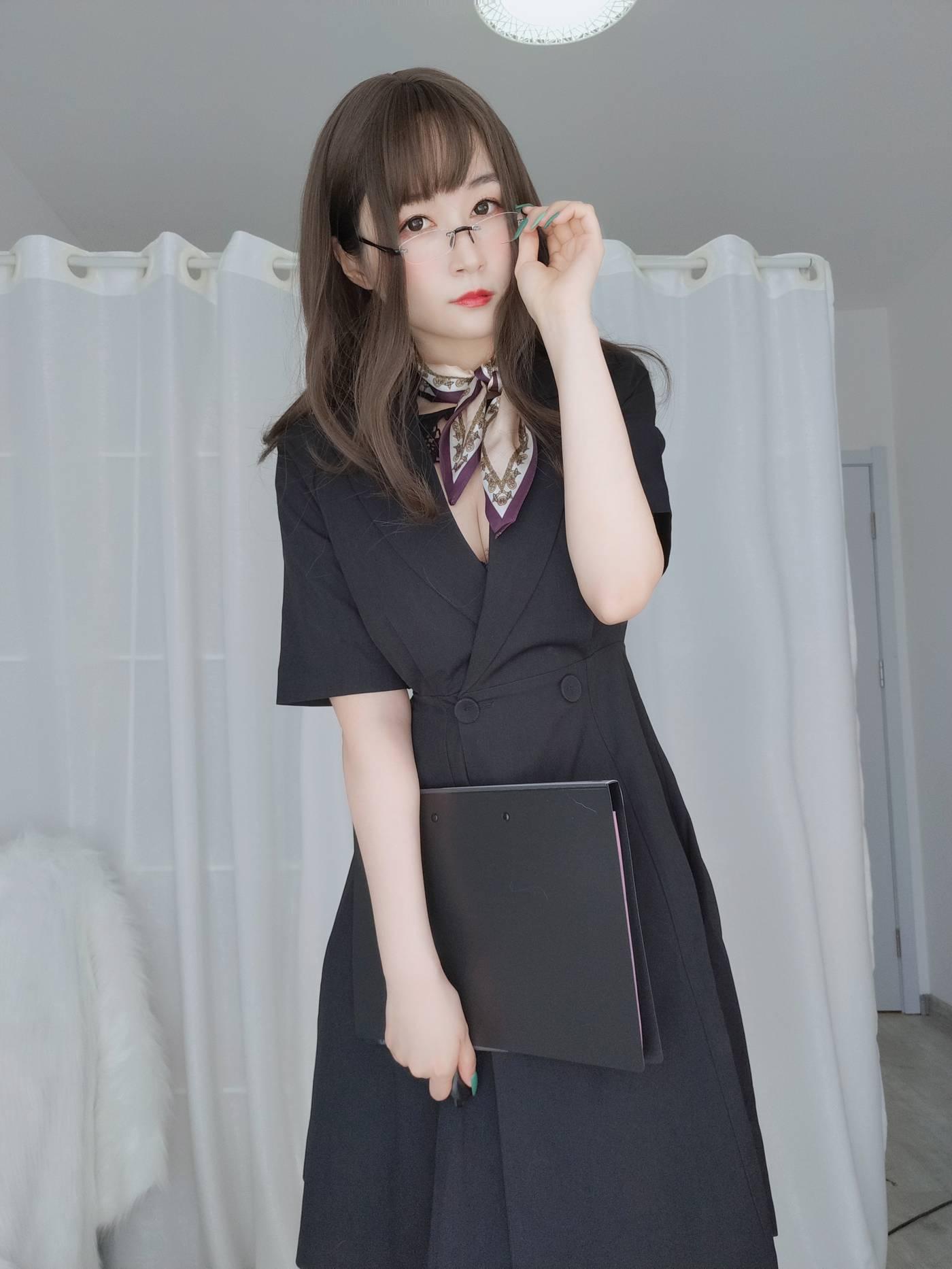 白银81 – NO.32 OL下的内衣 [124P]插图6