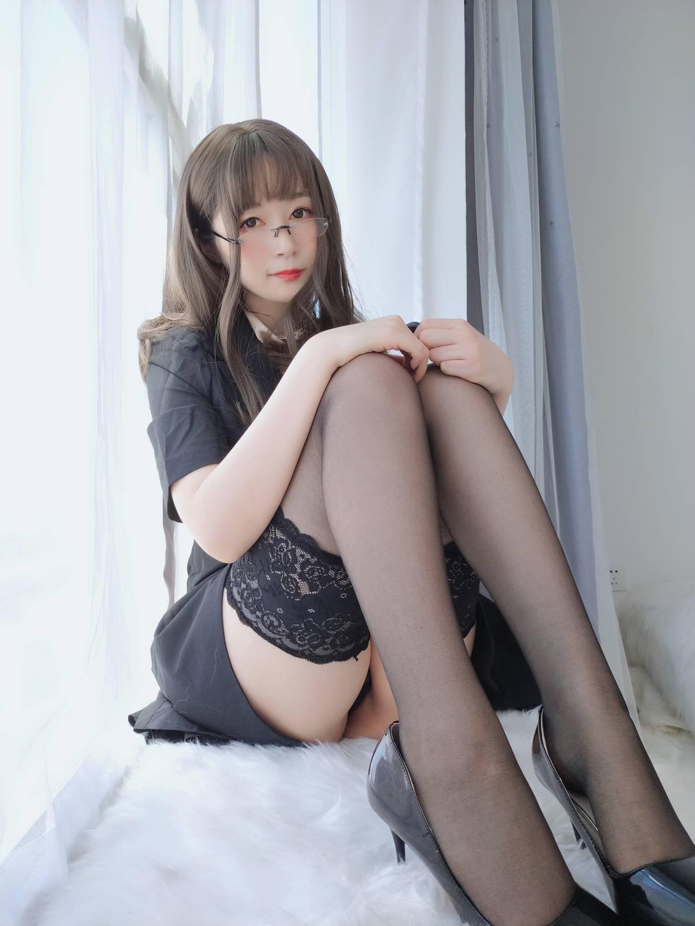 白银81 – NO.32 OL下的内衣 [124P]插图4
