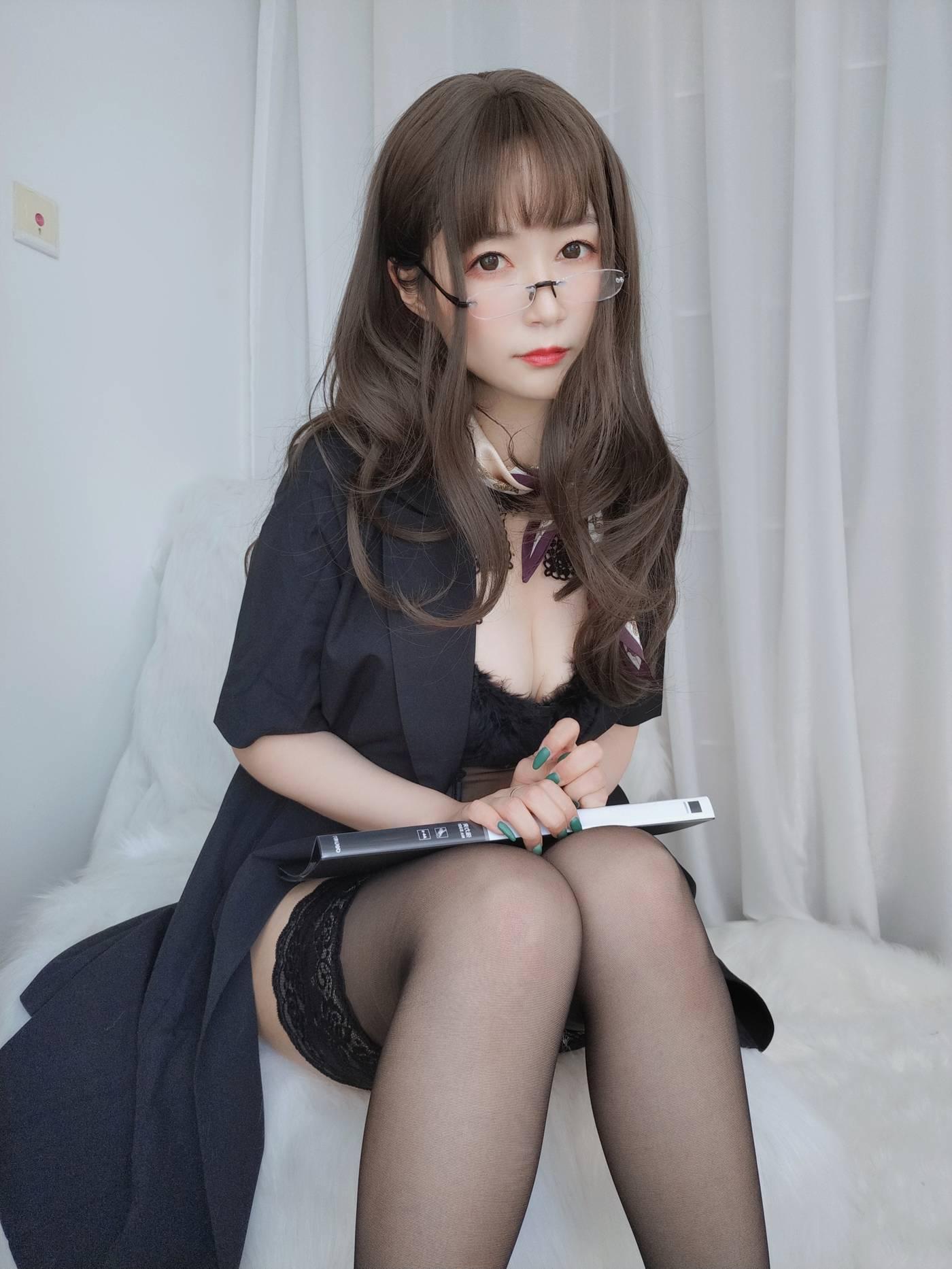 白银81 – NO.32 OL下的内衣 [124P]插图5