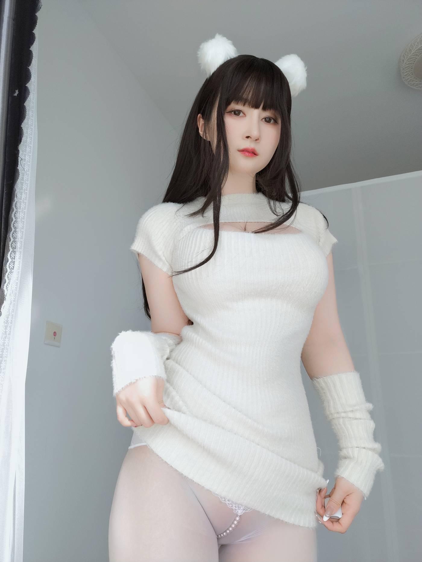 白银81 – NO.84 2022年07月会员部分合集 (2期) -2022-07-05 白い真珠 [86P3V-267.13MB][86P]插图5