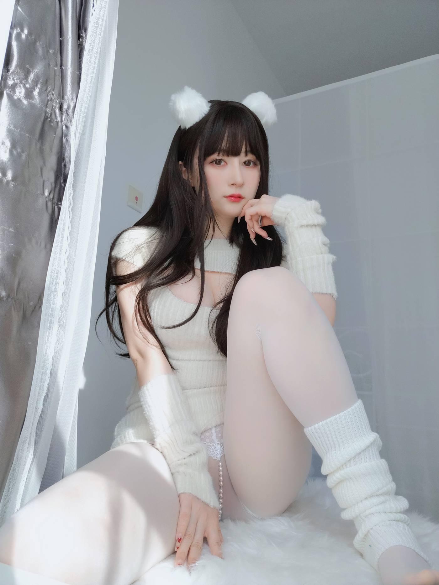 白银81 – NO.84 2022年07月会员部分合集 (2期) -2022-07-05 白い真珠 [86P3V-267.13MB][86P]插图