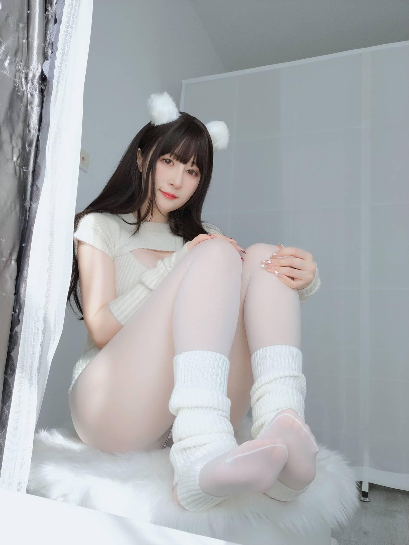 白银81 – NO.84 2022年07月会员部分合集 (2期) -2022-07-05 白い真珠 [86P3V-267.13MB][86P]插图1