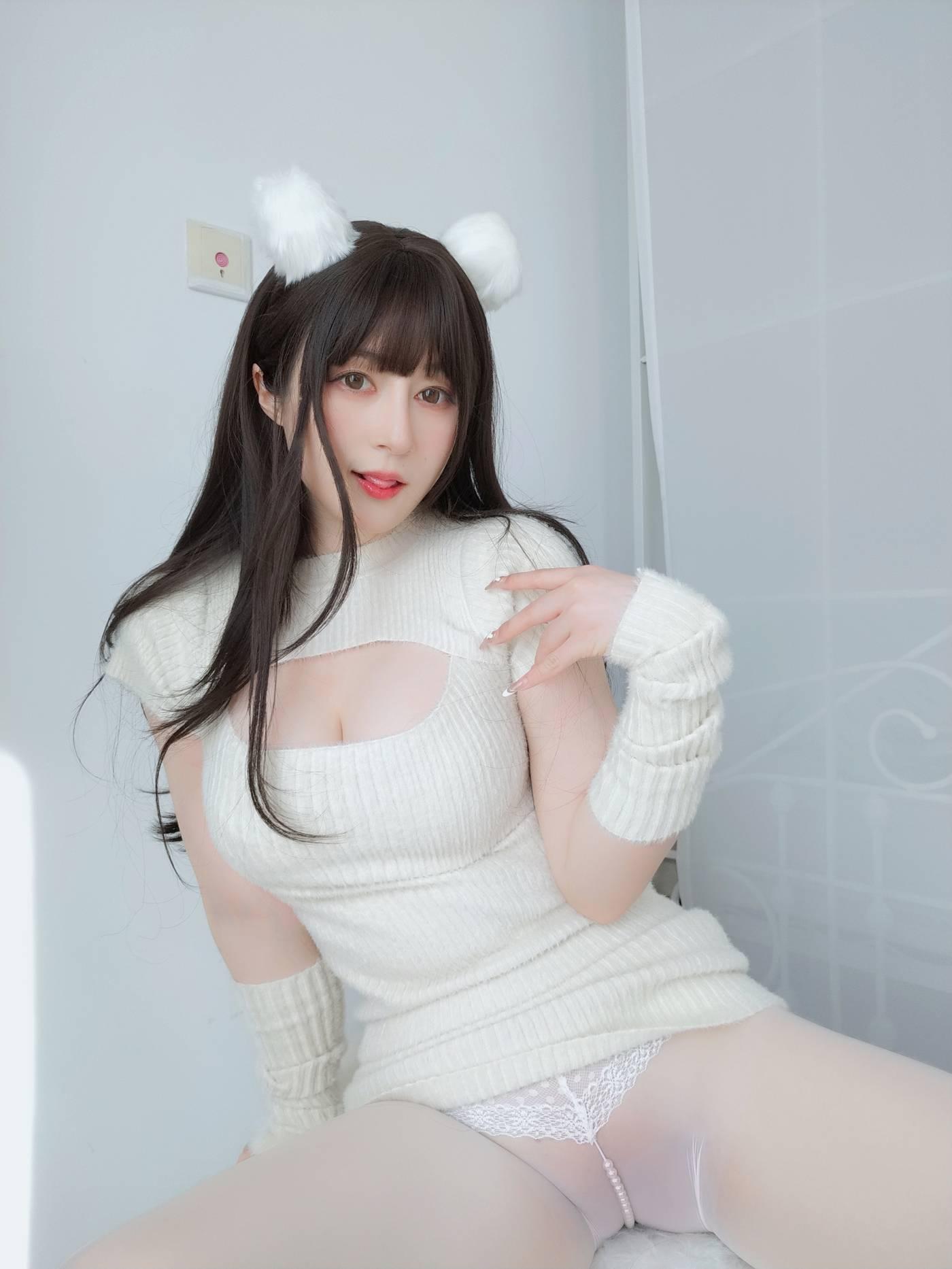 白银81 – NO.84 2022年07月会员部分合集 (2期) -2022-07-05 白い真珠 [86P3V-267.13MB][86P]插图1