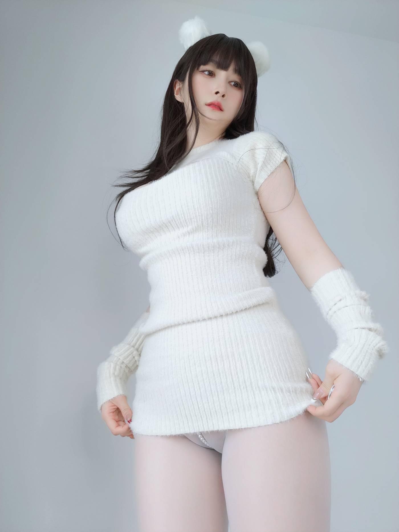 白银81 – NO.84 2022年07月会员部分合集 (2期) -2022-07-05 白い真珠 [86P3V-267.13MB][86P]插图5