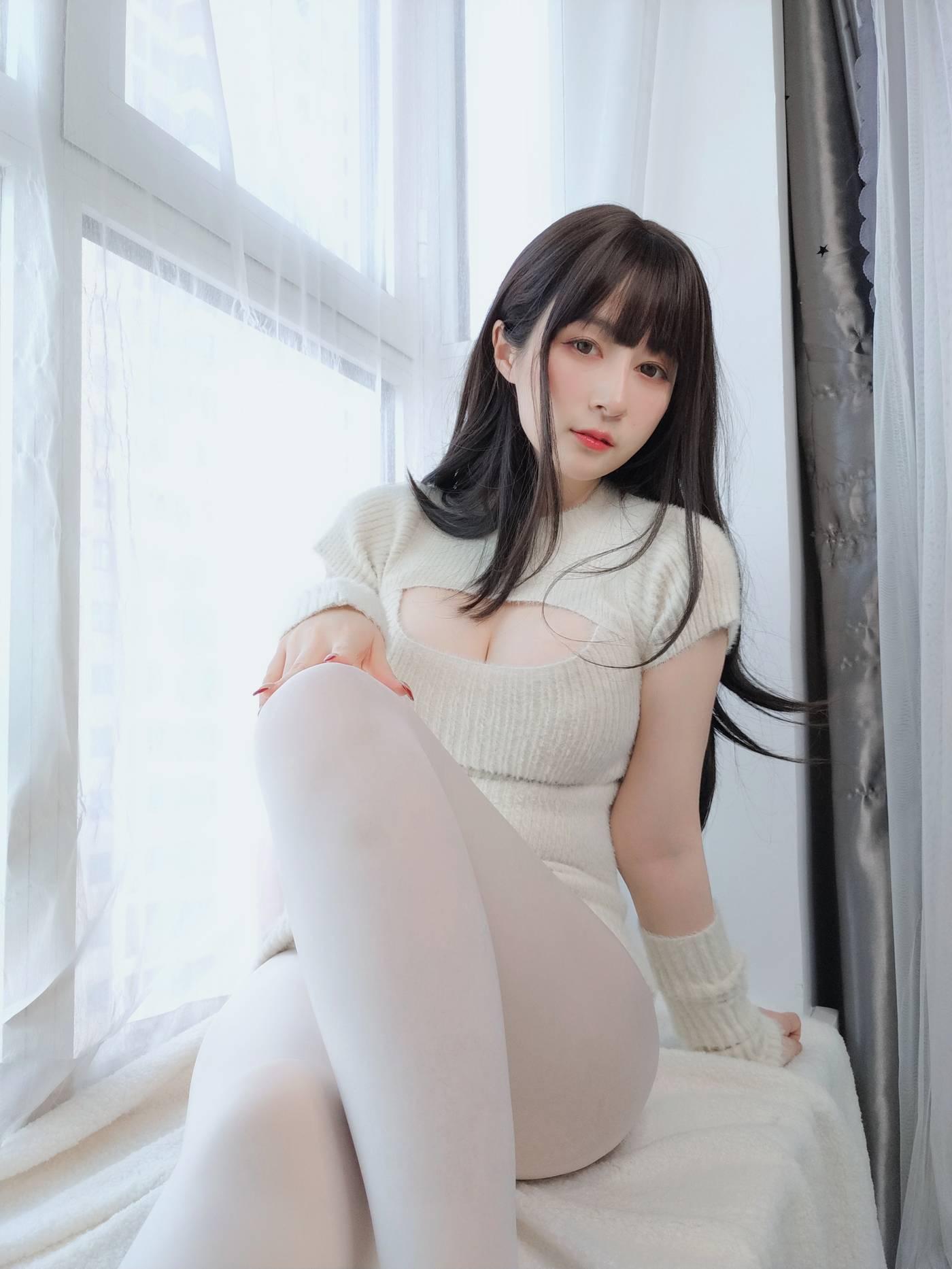 白银81 – NO.84 2022年07月会员部分合集 (2期) -2022-07-05 白い真珠 [86P3V-267.13MB][86P]插图2