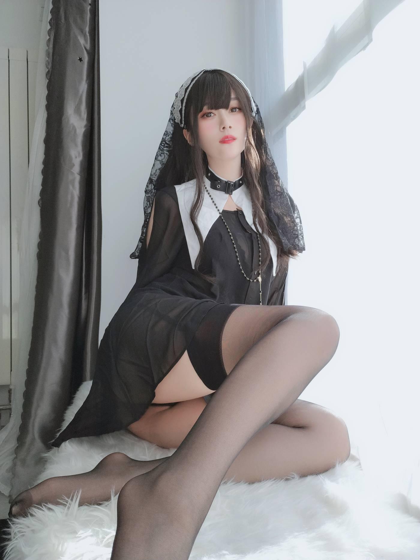 白银81 – NO.61 蕾丝修女 [86P]插图1