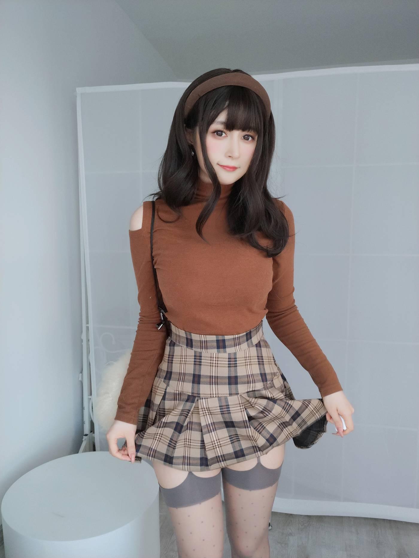 白银81 – NO.81 2022年03月会员合集 (全19期) -2022-03-12 冬天的便服 2[16P]插图9