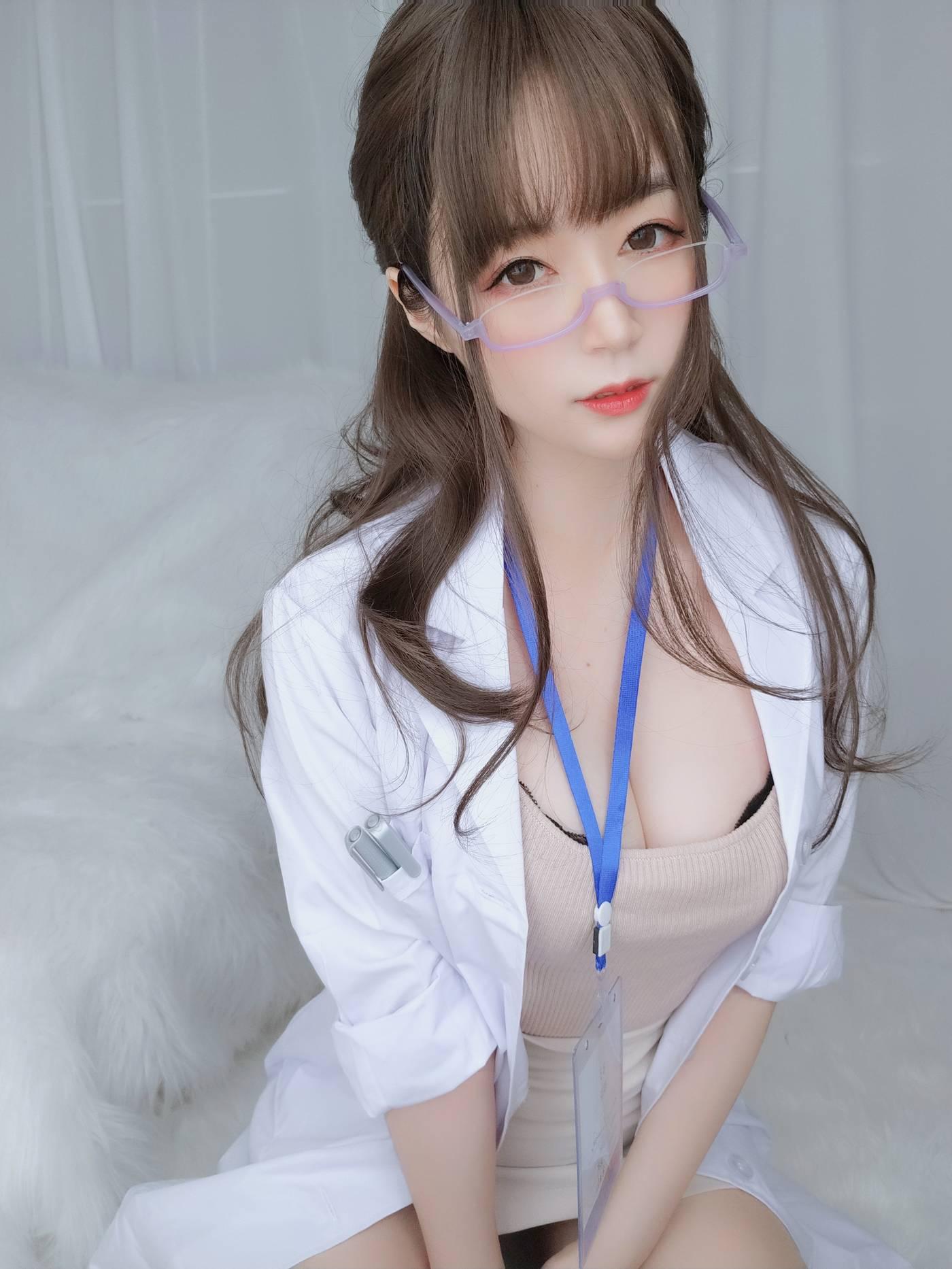 白银81 – NO.55 -私人医生 [159P]插图2