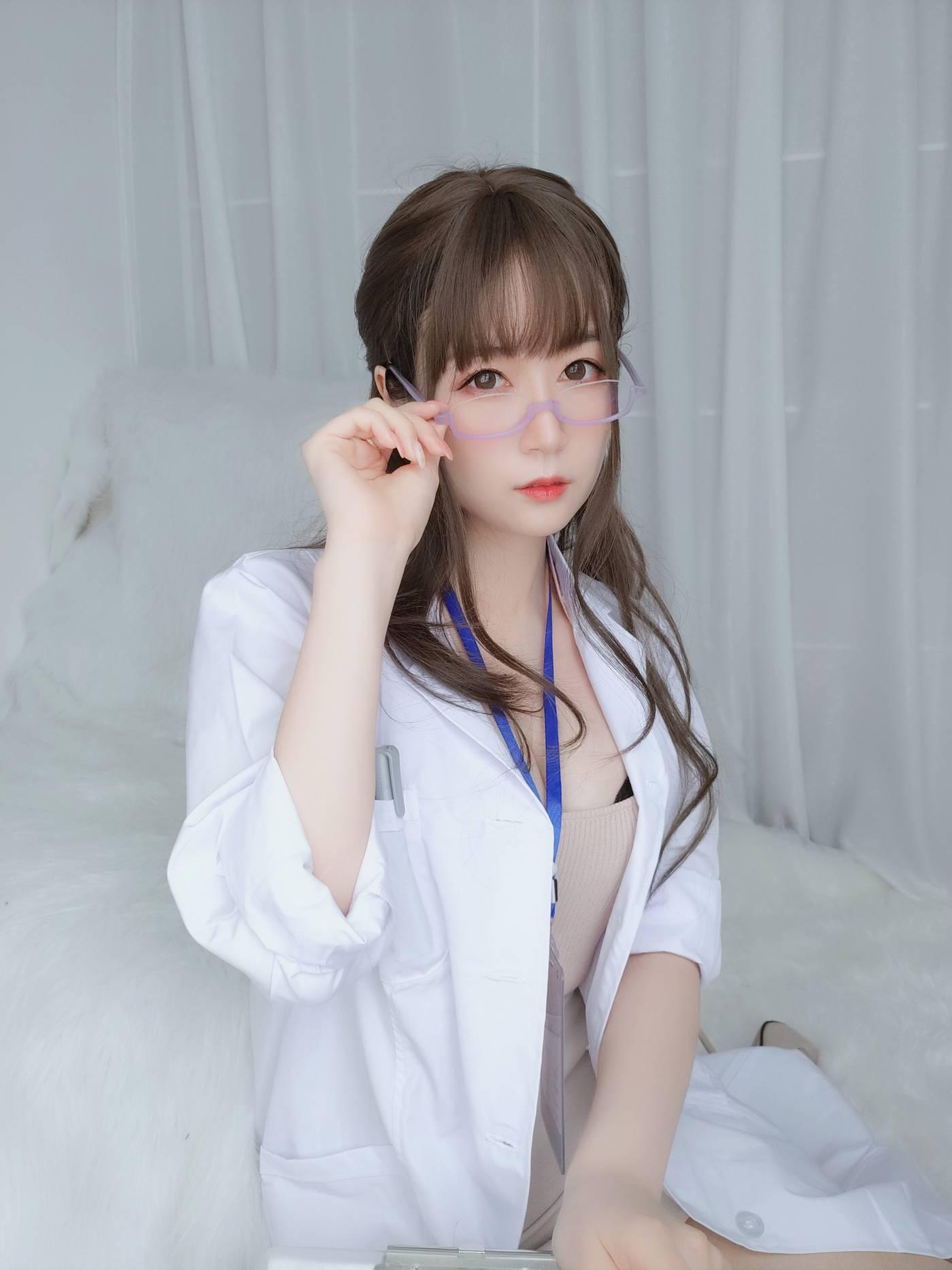 白银81 – NO.55 -私人医生 [159P]插图1